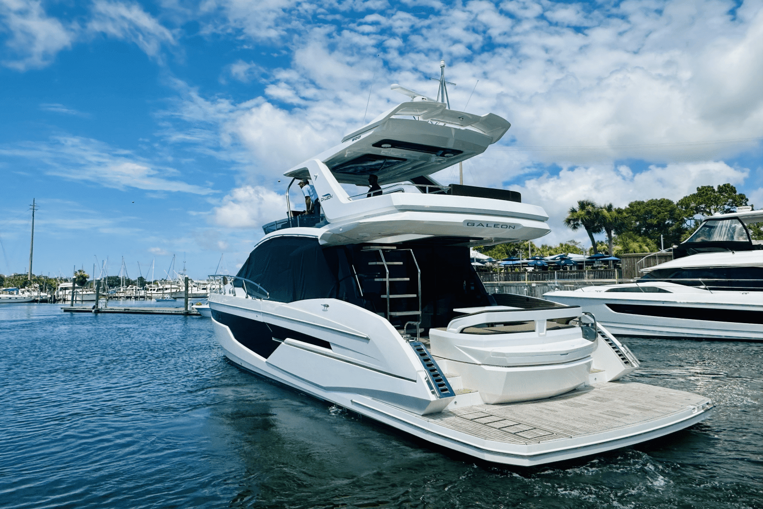 2024 Galeon 500 FLY Image Thumbnail #3