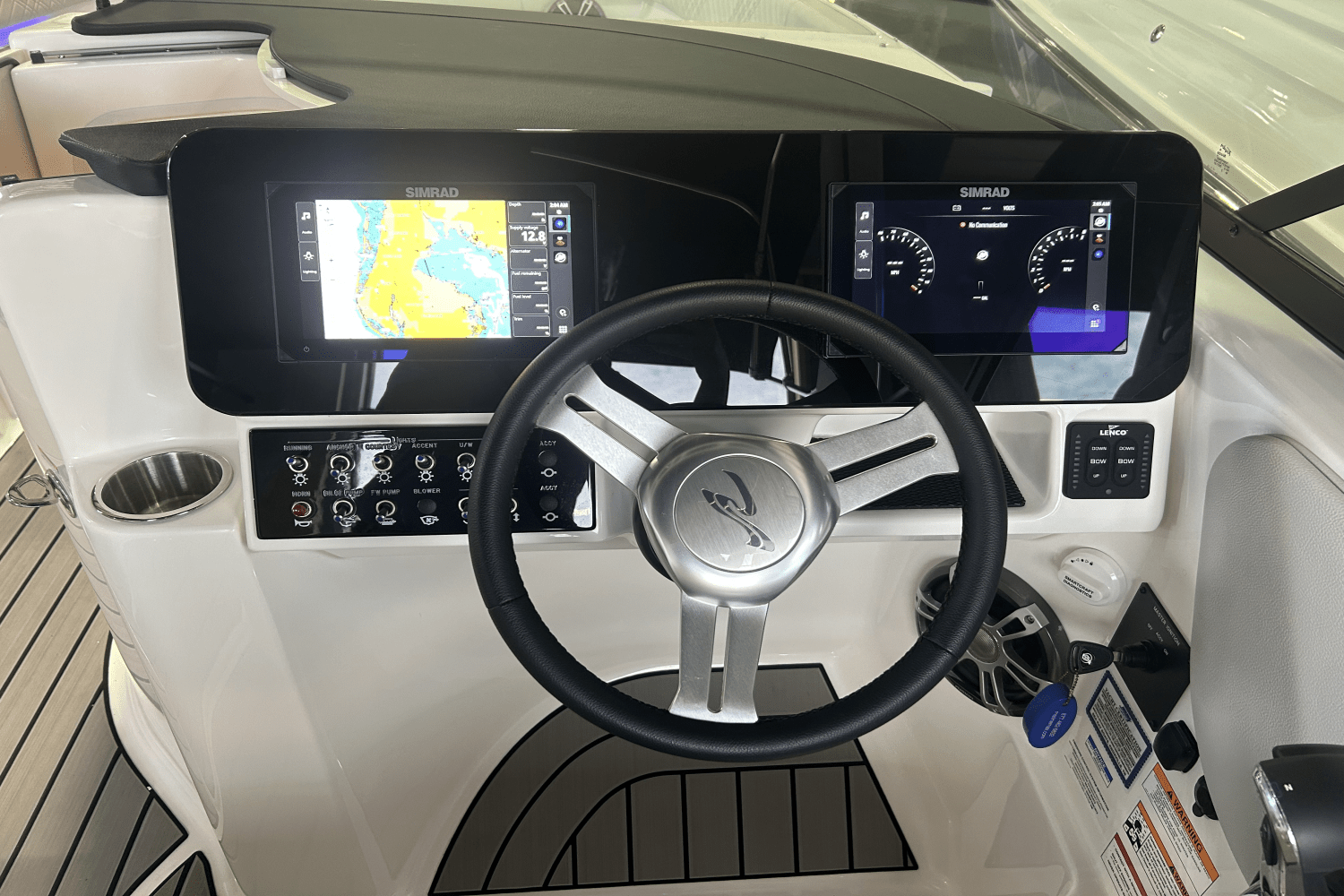2025 Sea Ray SDX 270 Outboard Image Thumbnail #3