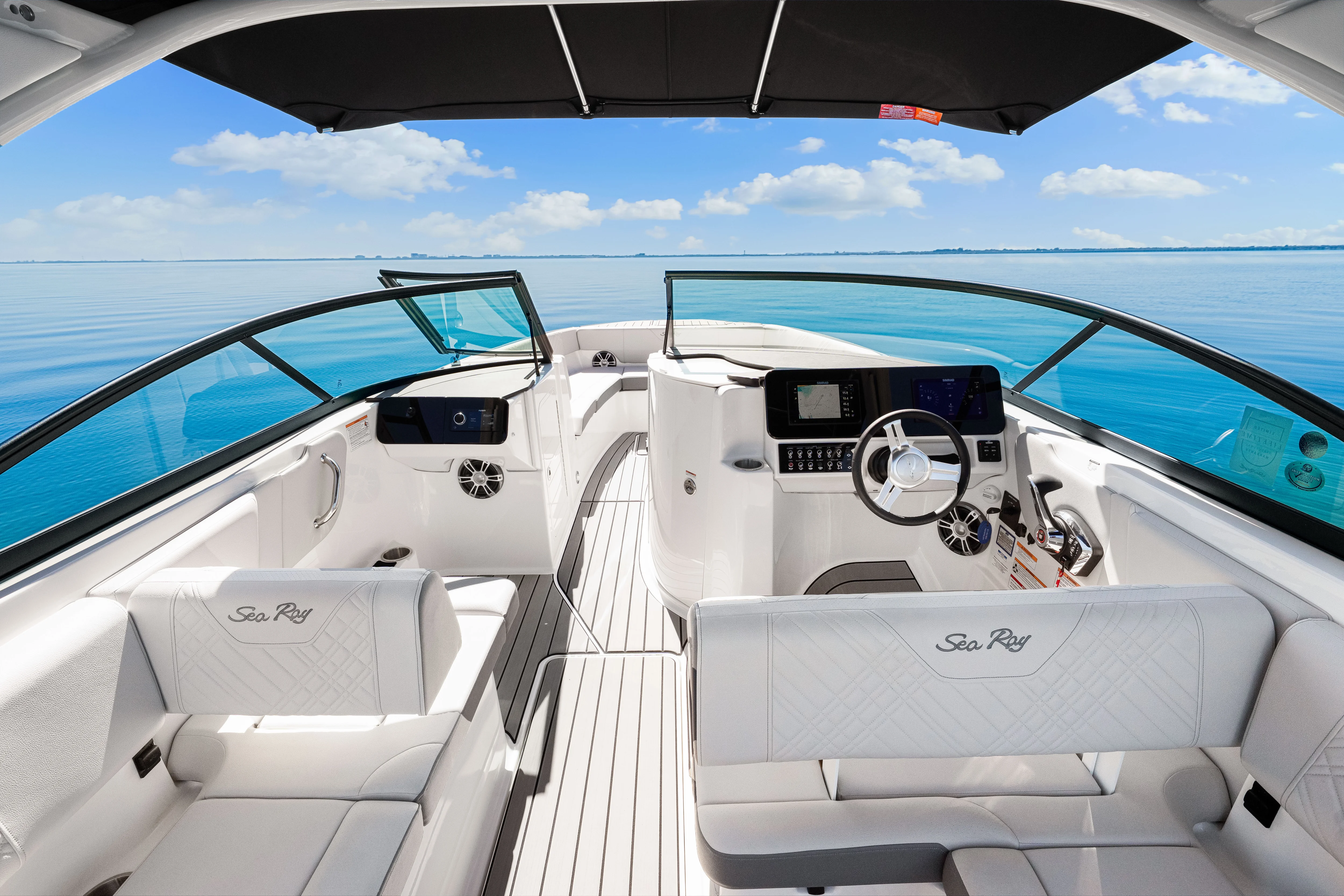 2025 Sea Ray SDX 270 Outboard Image Thumbnail #37