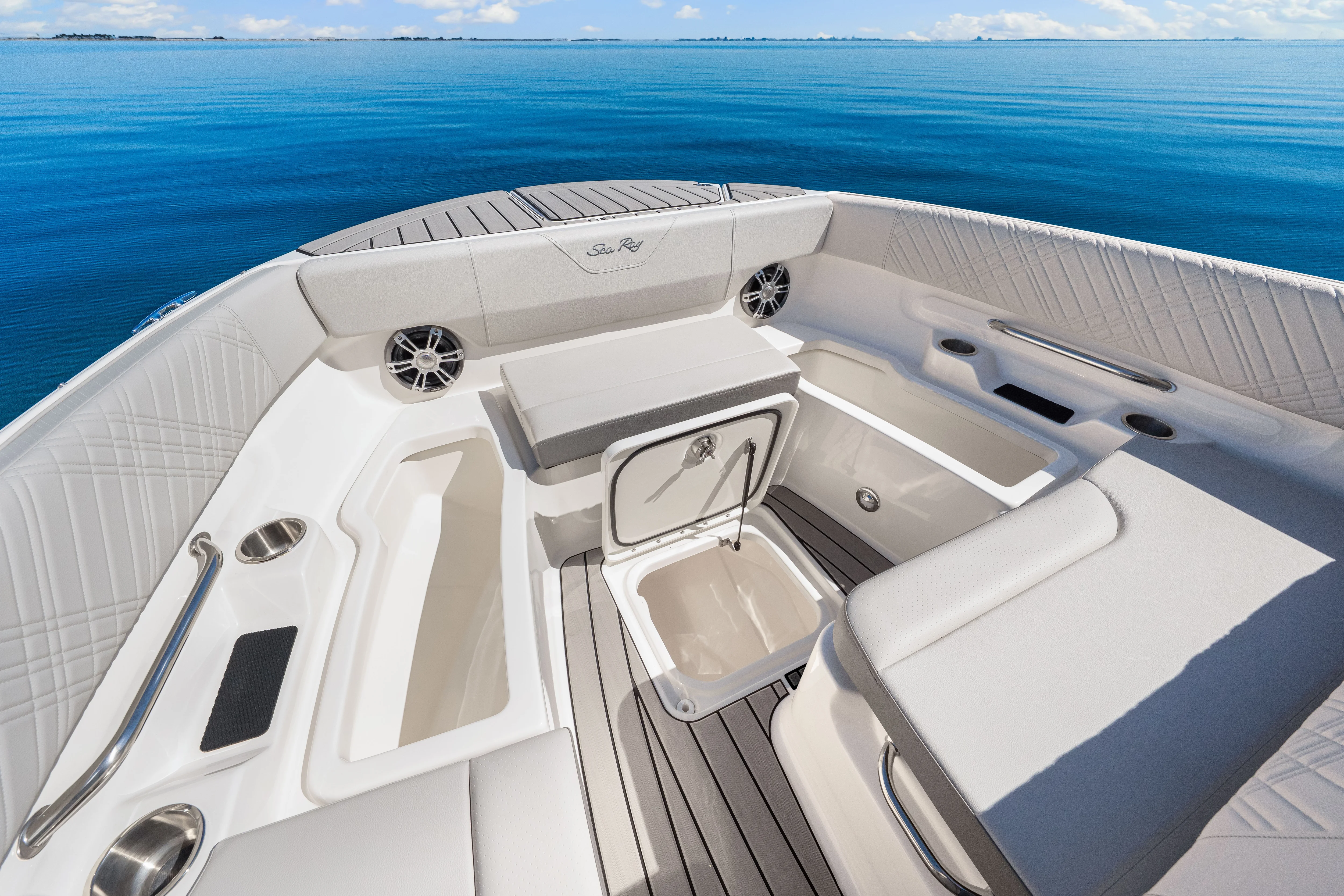 2025 Sea Ray SDX 270 Outboard Image Thumbnail #51