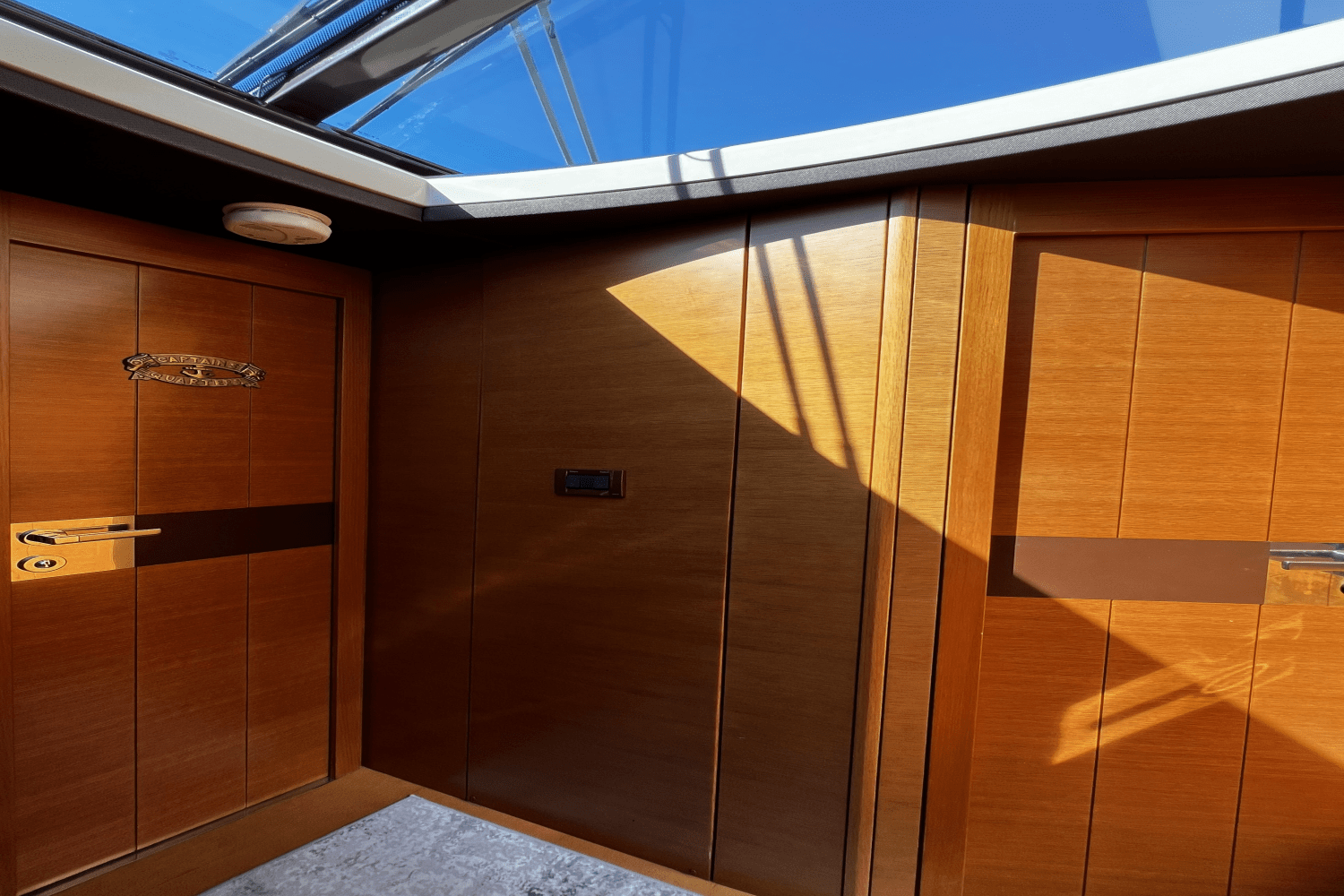 2011 Azimut 47 FLYBRIDGE Image Thumbnail #45