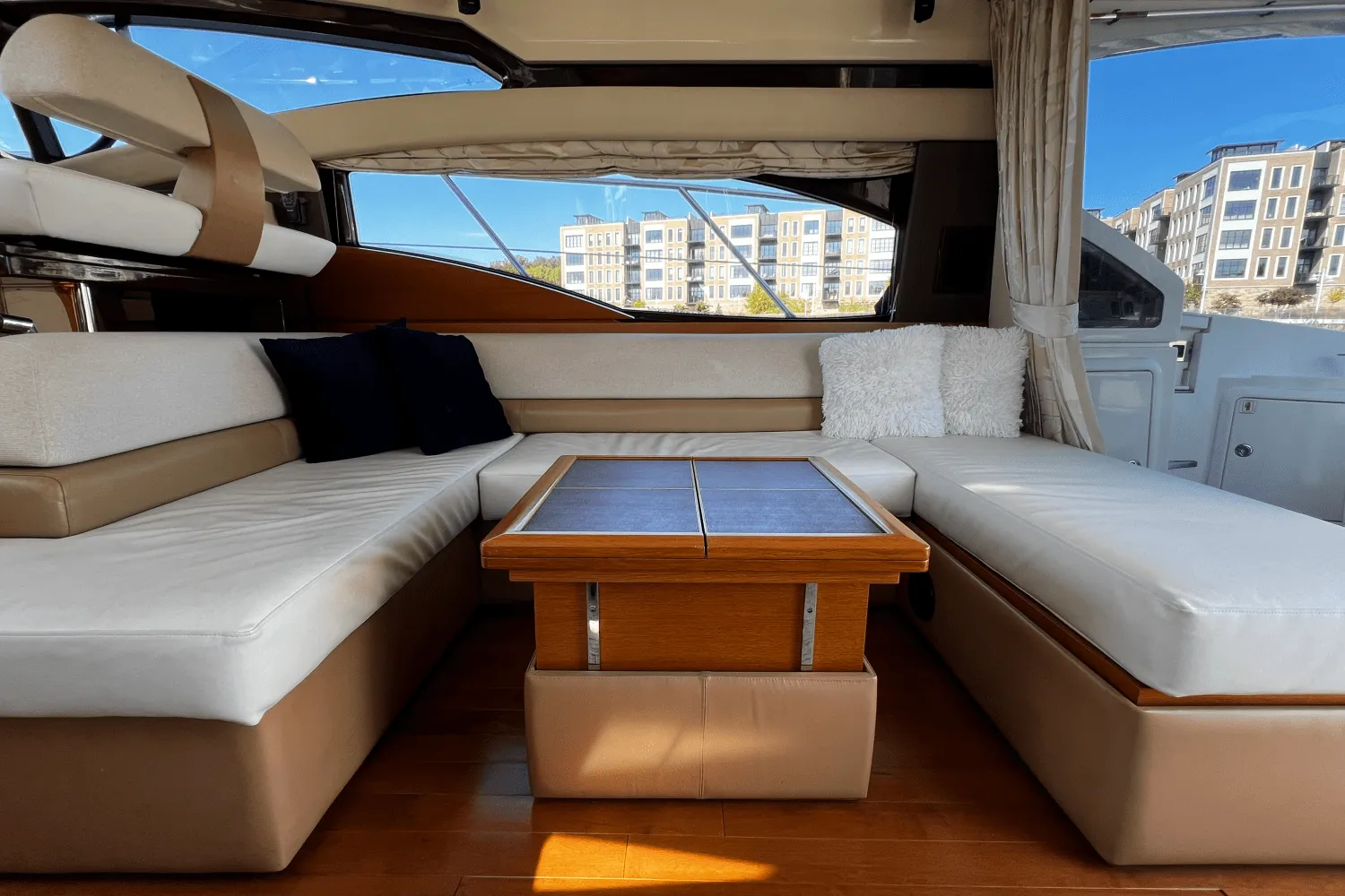 2011 Azimut 47 FLYBRIDGE Image Thumbnail #59