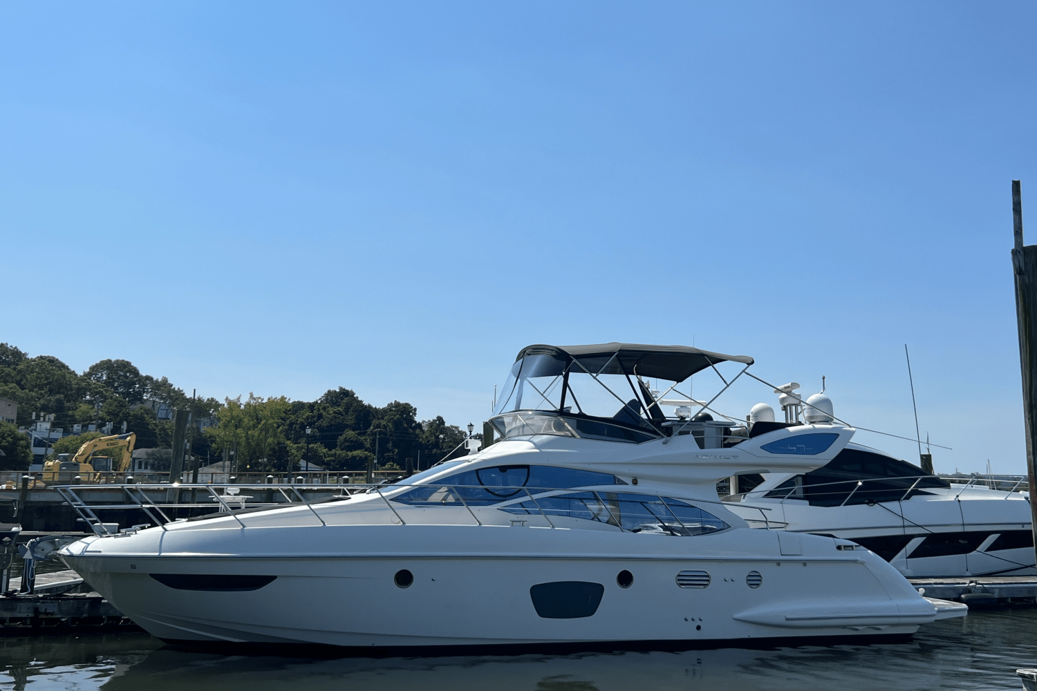 2011 Azimut 47 FLYBRIDGE Image Thumbnail #9