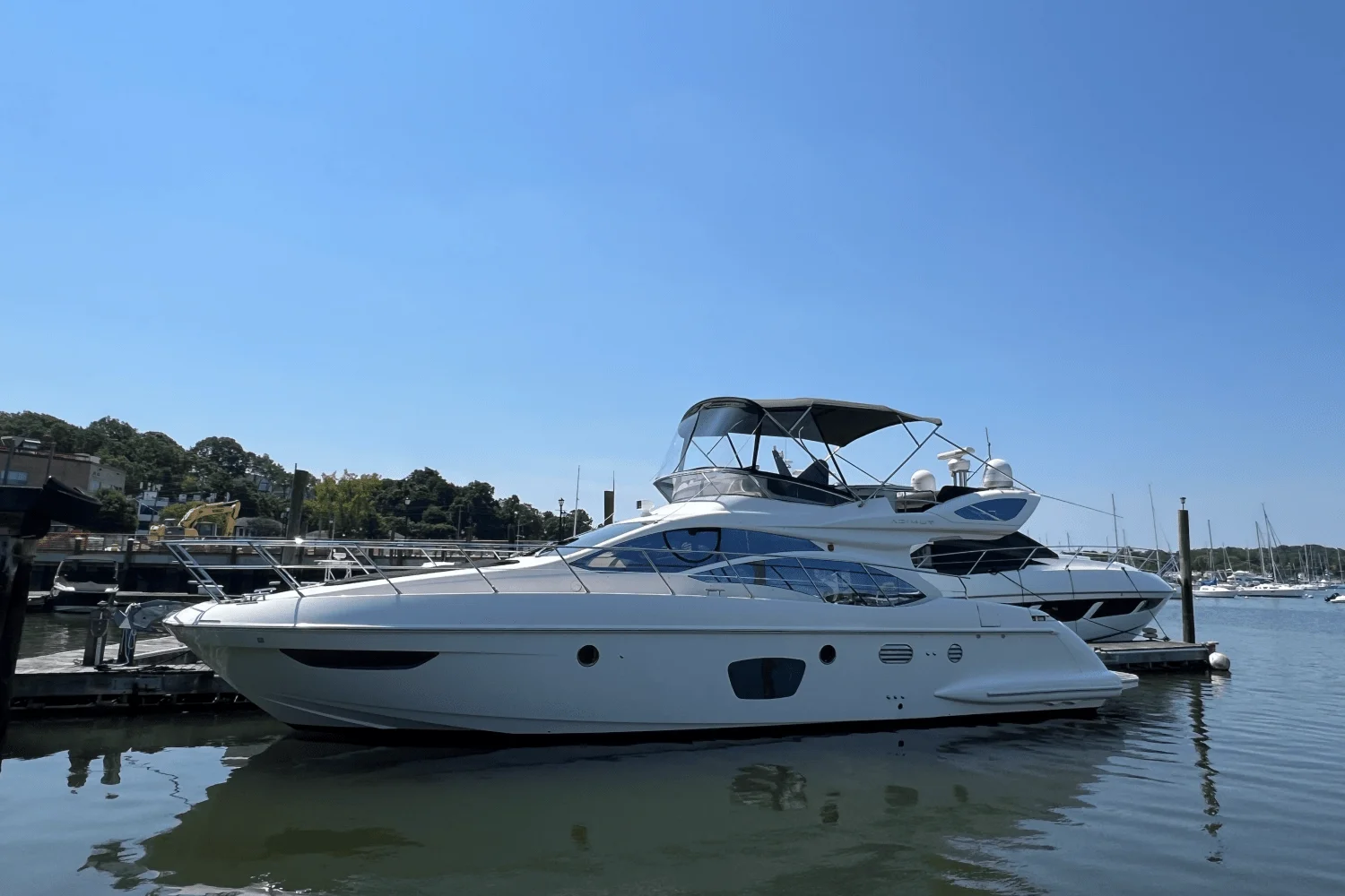 2011 Azimut 47 FLYBRIDGE Image Thumbnail #1