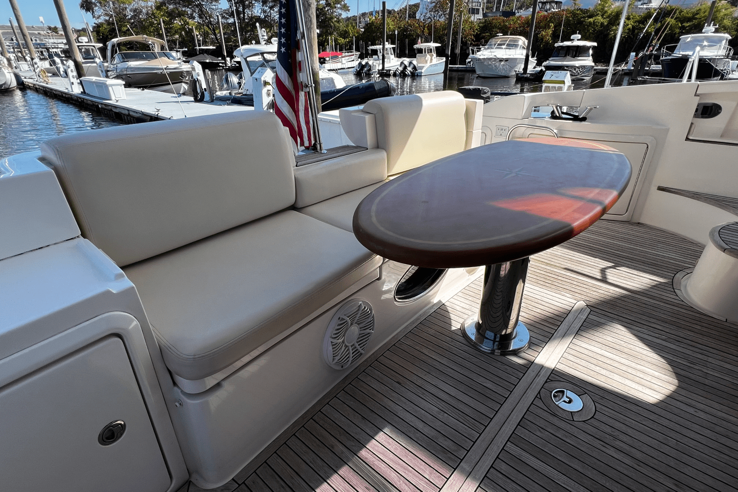 2011 Azimut 47 FLYBRIDGE Image Thumbnail #64