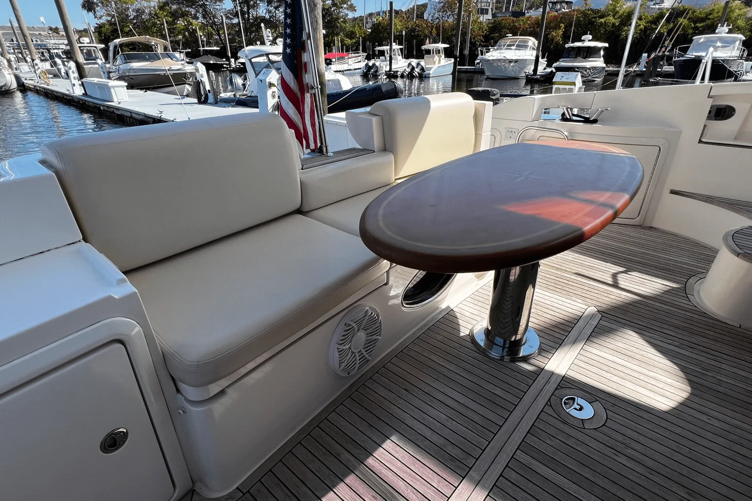 2011 Azimut 47 FLYBRIDGE Image Thumbnail #64