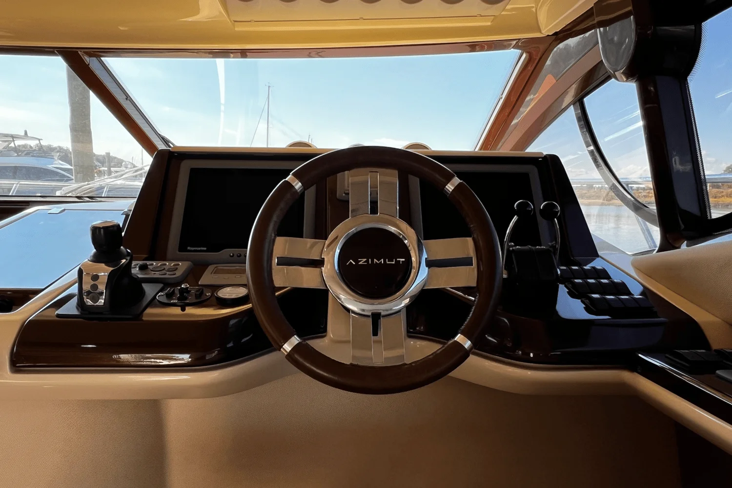 2011 Azimut 47 FLYBRIDGE Image Thumbnail #53