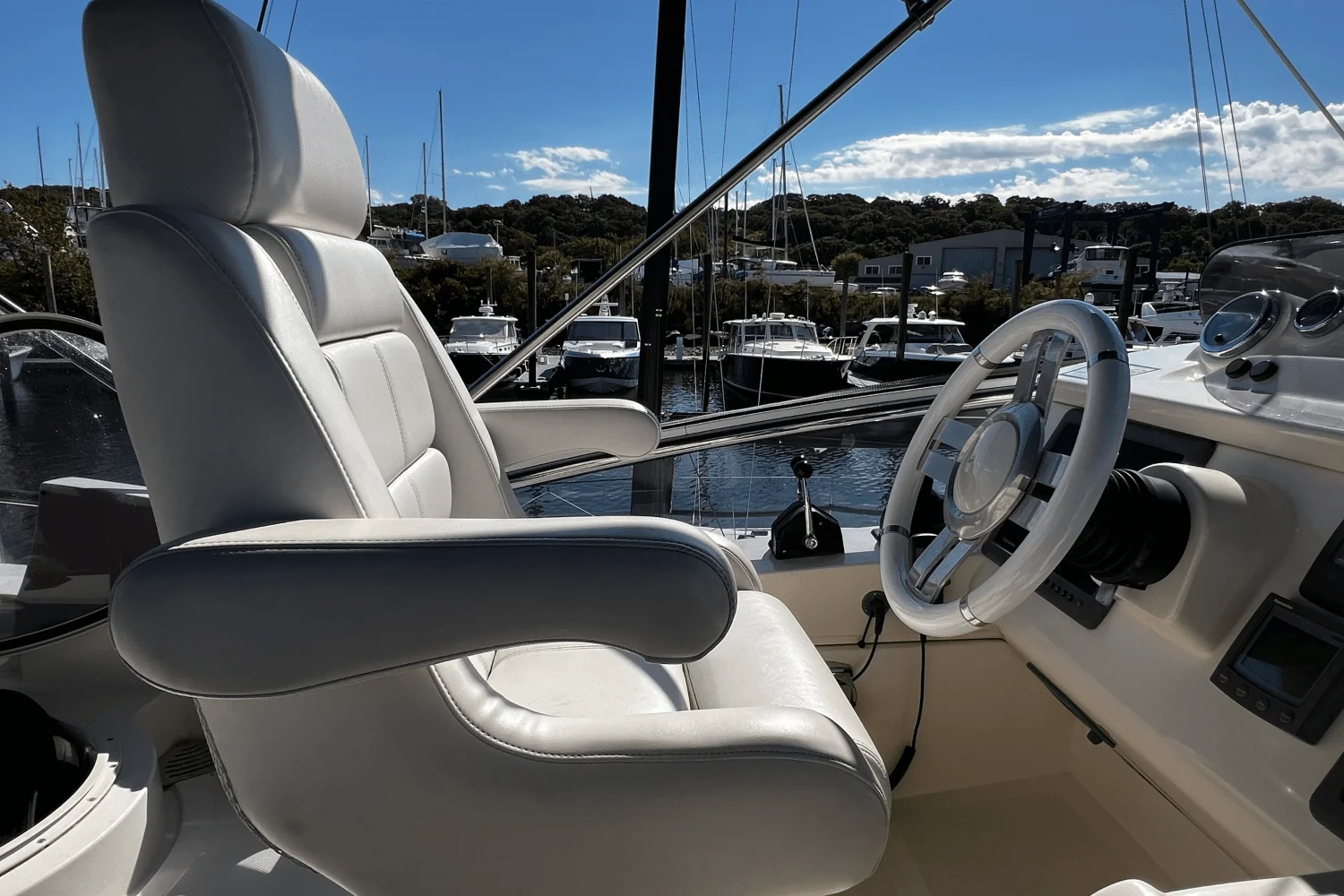 2011 Azimut 47 FLYBRIDGE Image Thumbnail #73