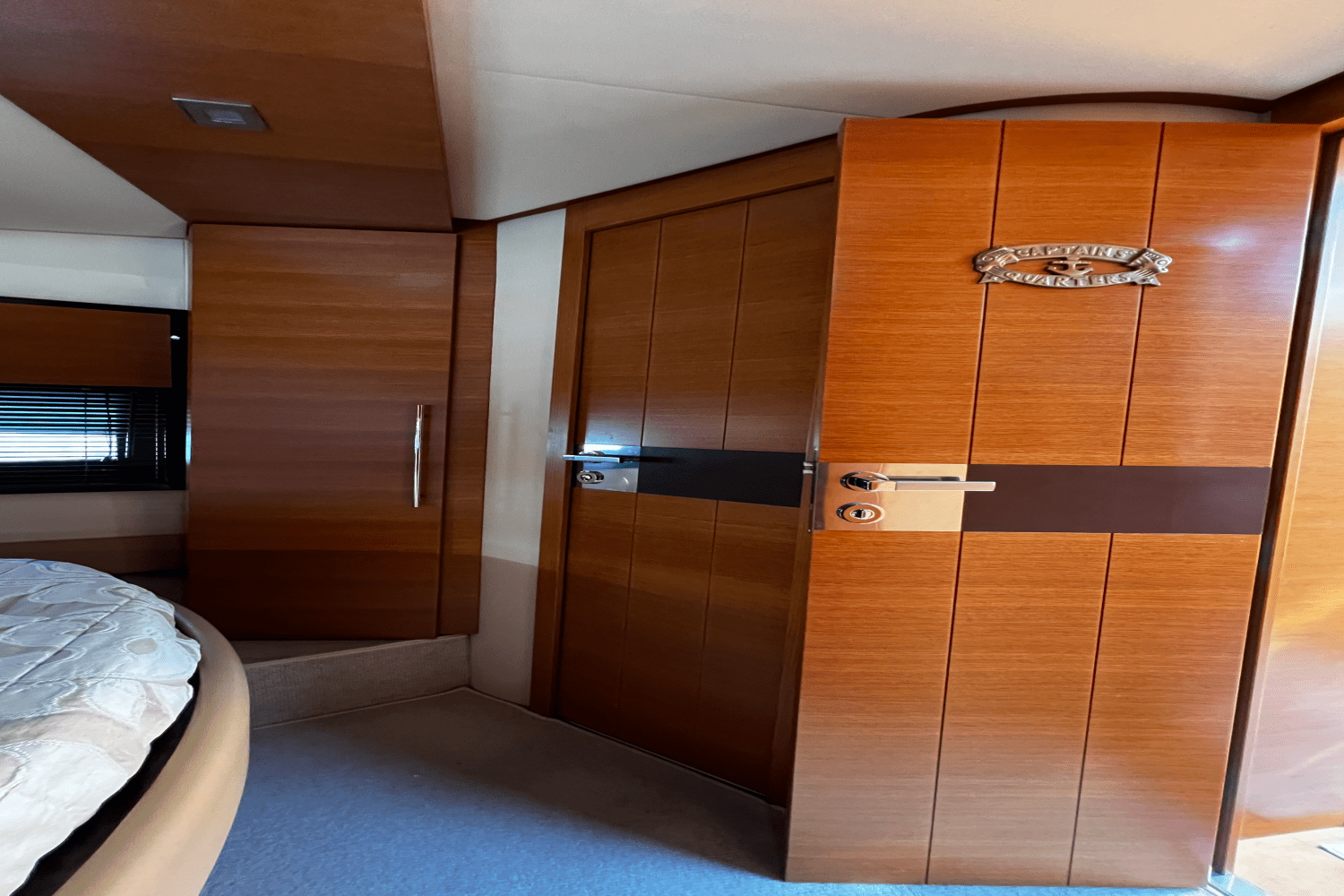 2011 Azimut 47 FLYBRIDGE Image Thumbnail #16
