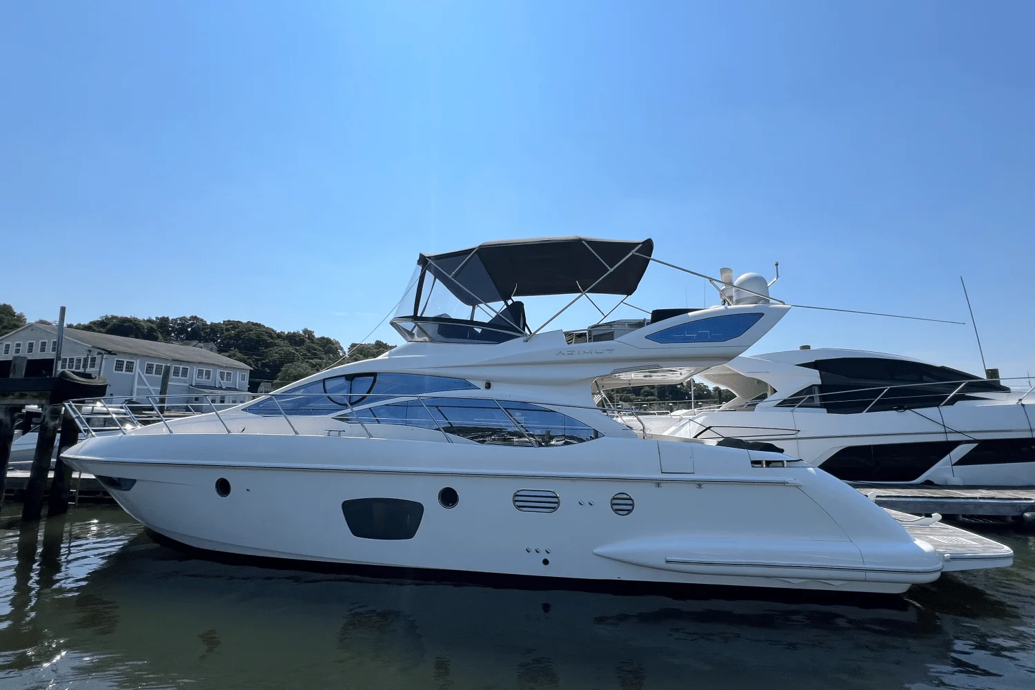 2011 Azimut 47 FLYBRIDGE Image Thumbnail #5