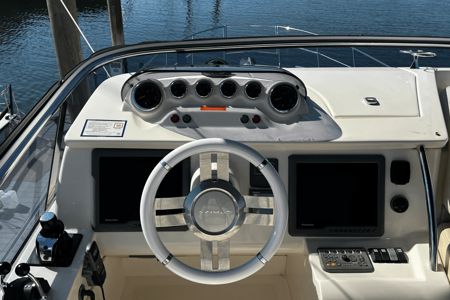 2011 Azimut 47 FLYBRIDGE Image Thumbnail #72