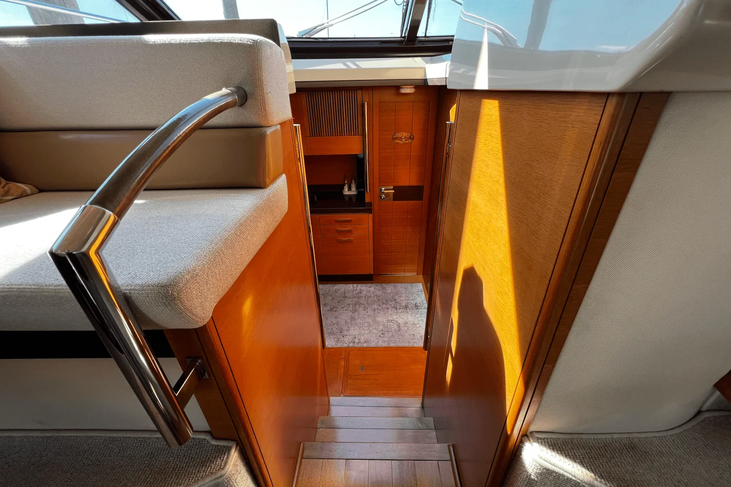 2011 Azimut 47 FLYBRIDGE Image Thumbnail #40