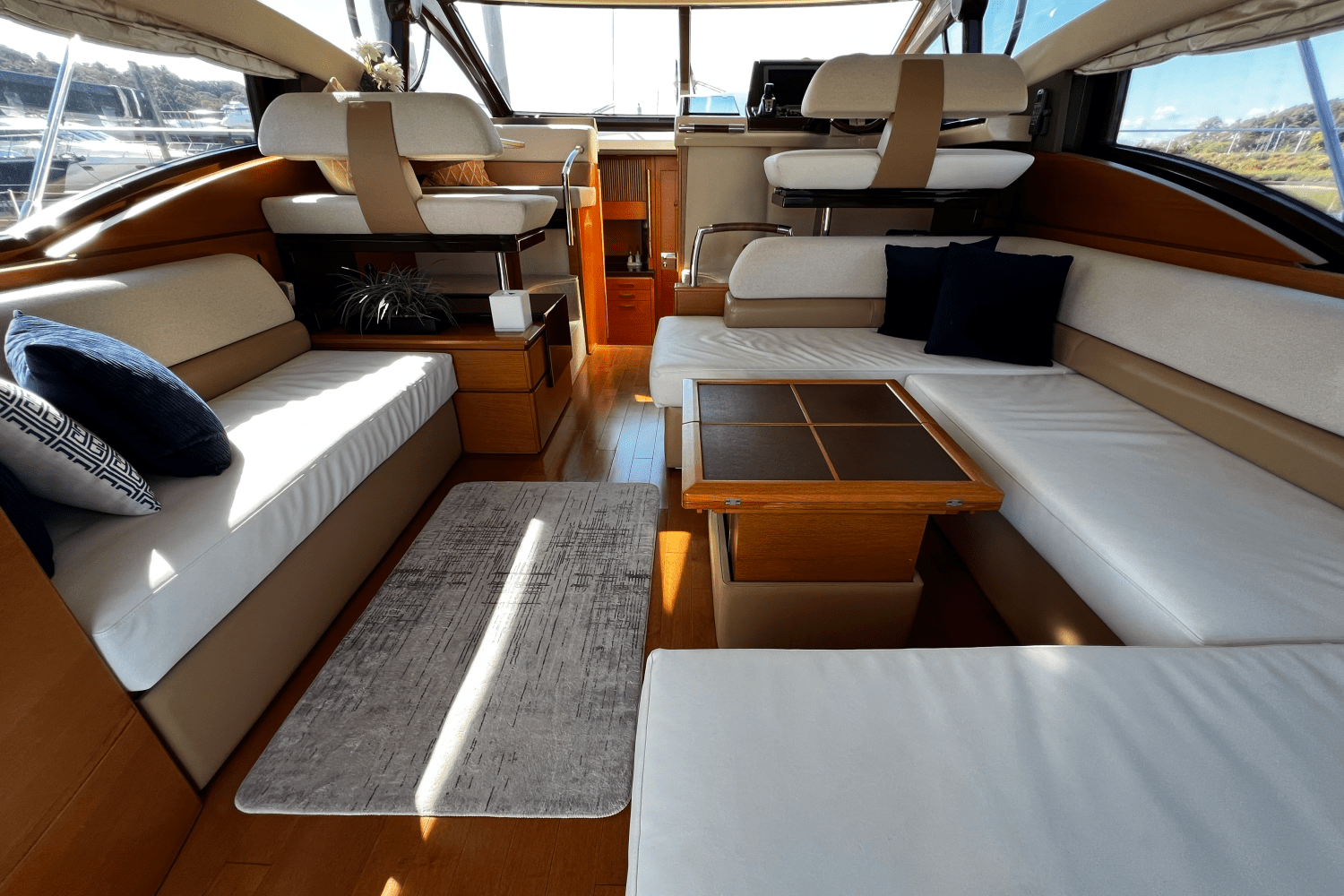 2011 Azimut 47 FLYBRIDGE Image Thumbnail #52