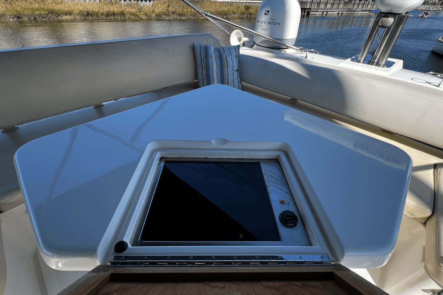 2011 Azimut 47 FLYBRIDGE Image Thumbnail #68