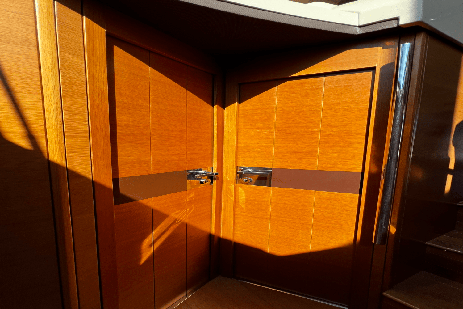 2011 Azimut 47 FLYBRIDGE Image Thumbnail #22