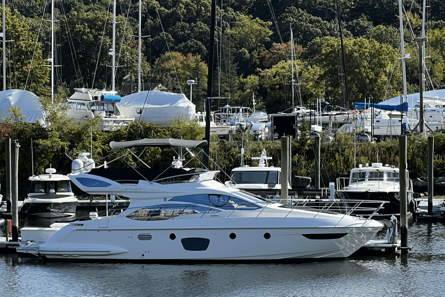 2011 Azimut 47 FLYBRIDGE Image Thumbnail #7