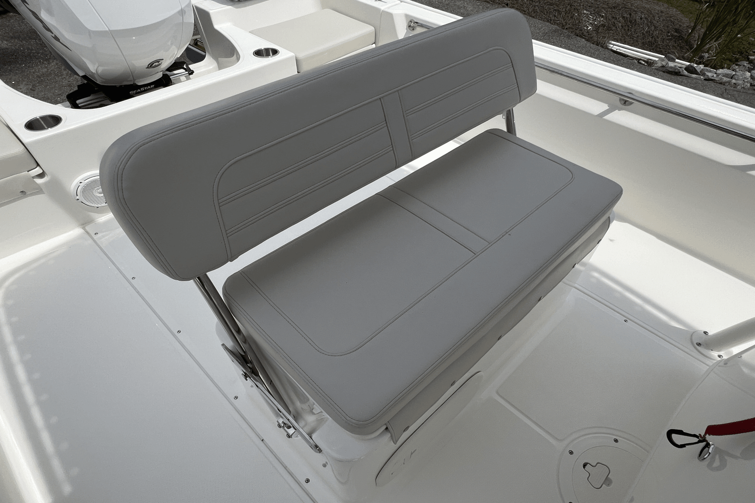 2025 Boston Whaler 190 Montauk Image Thumbnail #6