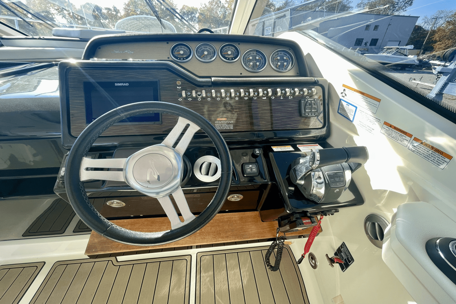 2018 Sea Ray Sundancer 350 Coupe Image Thumbnail #21