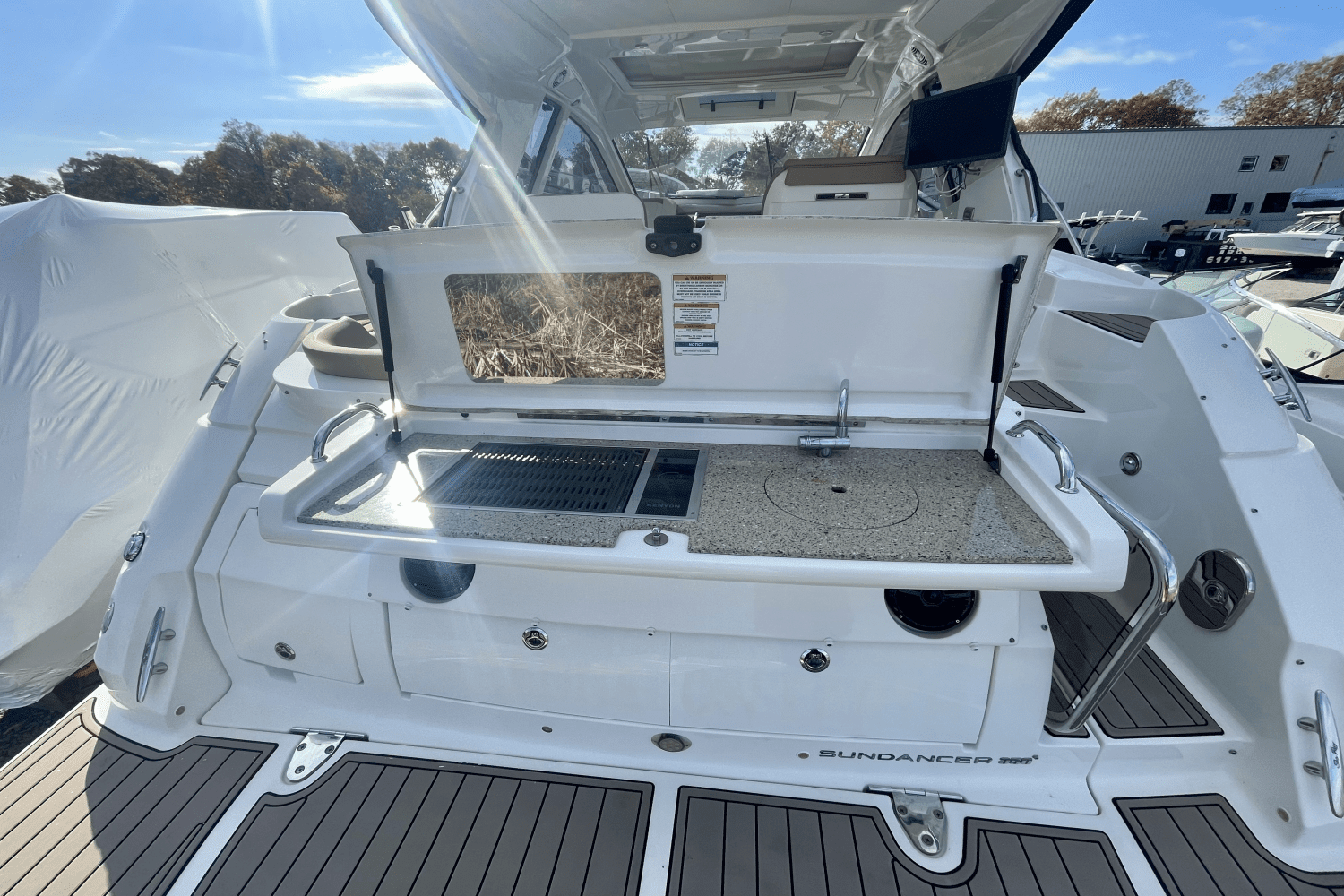 2018 Sea Ray Sundancer 350 Coupe Image Thumbnail #5