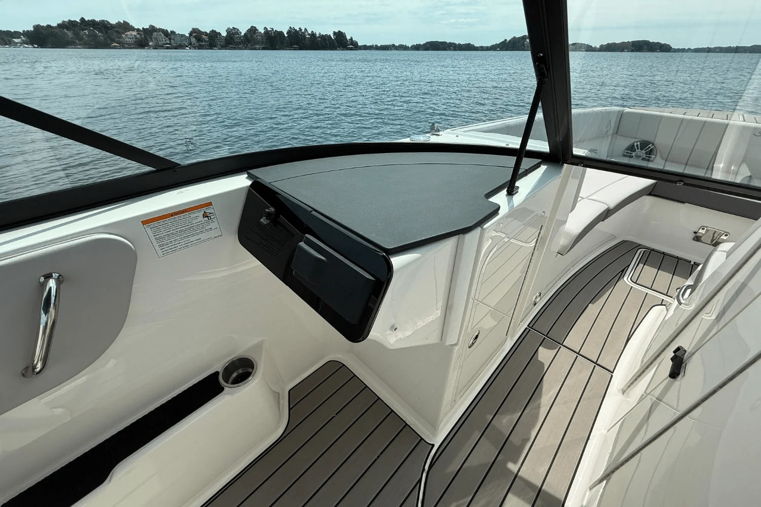 2025 Sea Ray SDX 270 Image Thumbnail #20