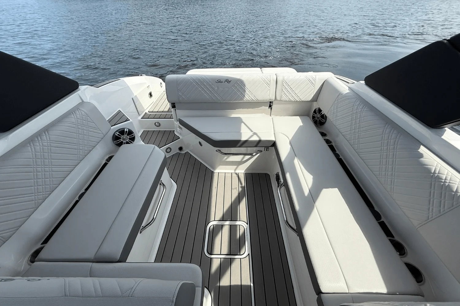 2025 Sea Ray SDX 270 Image Thumbnail #12