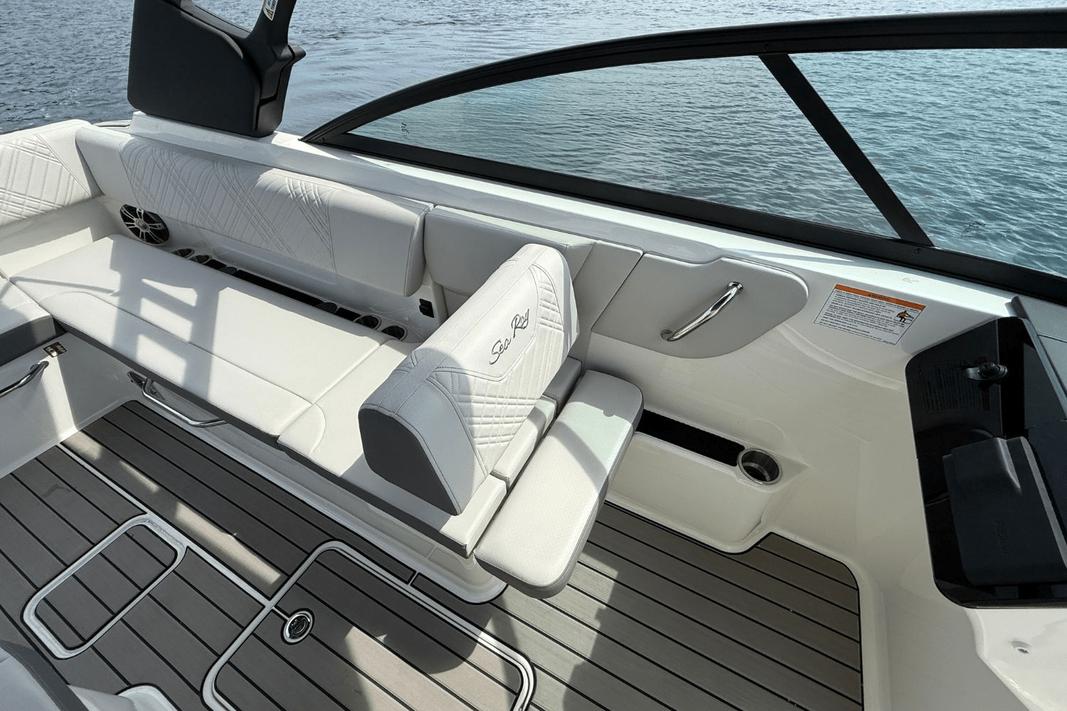 2025 Sea Ray SDX 270 Image Thumbnail #18