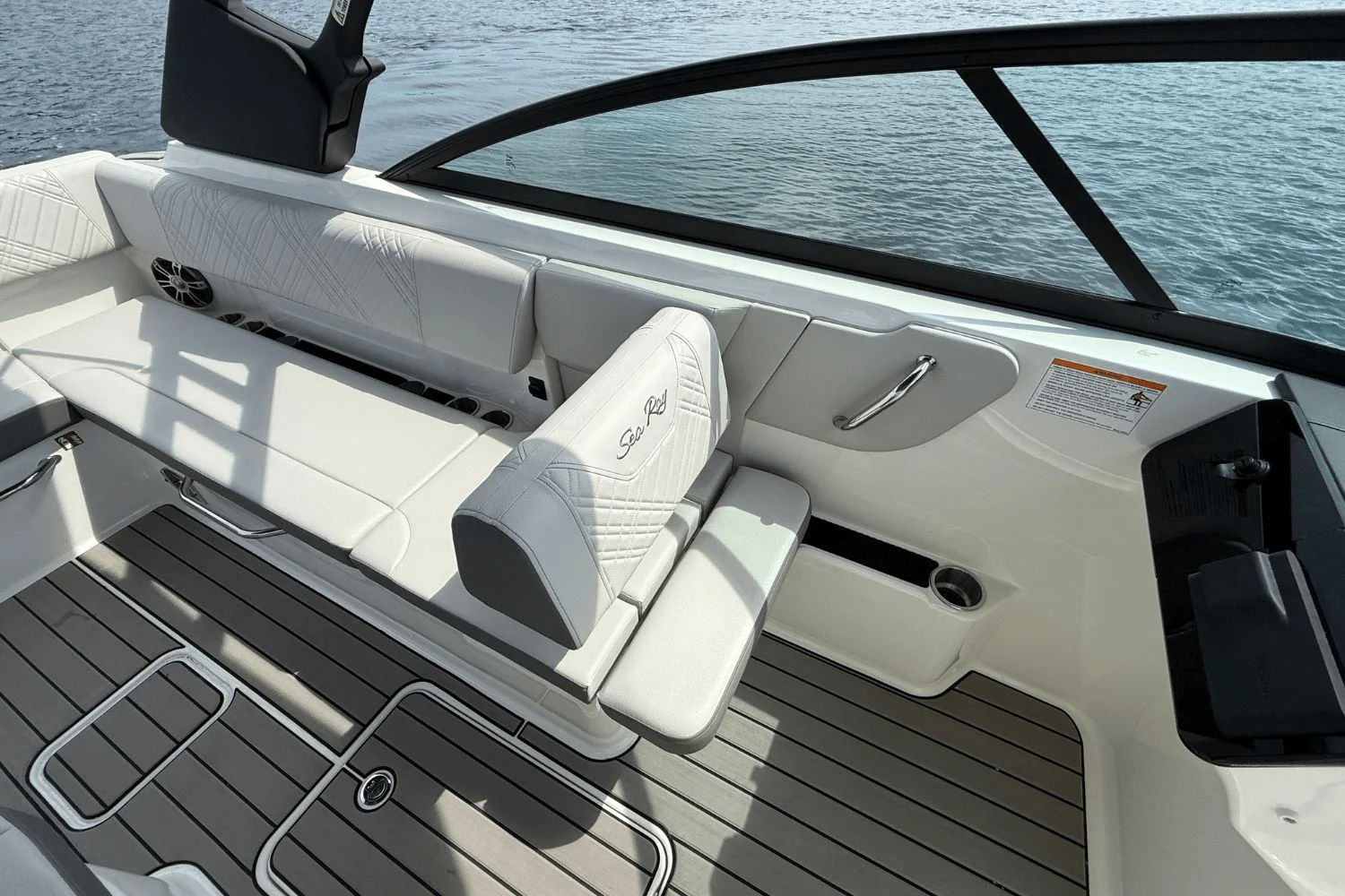 2025 Sea Ray SDX 270 Image Thumbnail #18