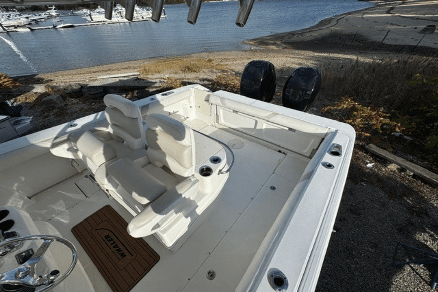 2008 Boston Whaler 320 OUTRAGE CUDDY Image Thumbnail #7