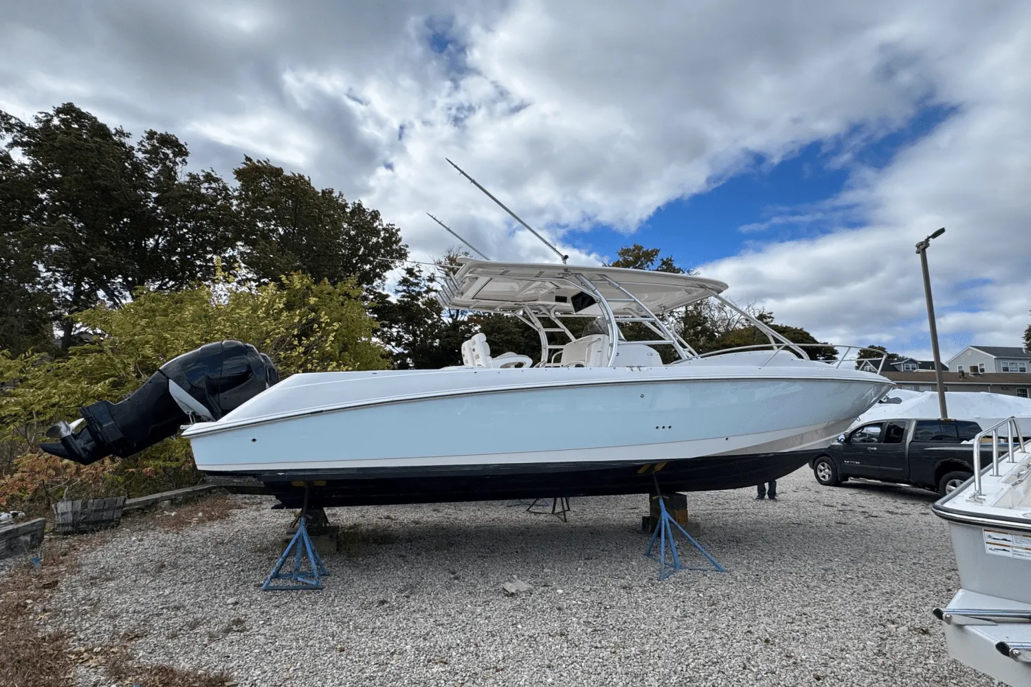 2008 Boston Whaler 320 OUTRAGE CUDDY Image Thumbnail #0