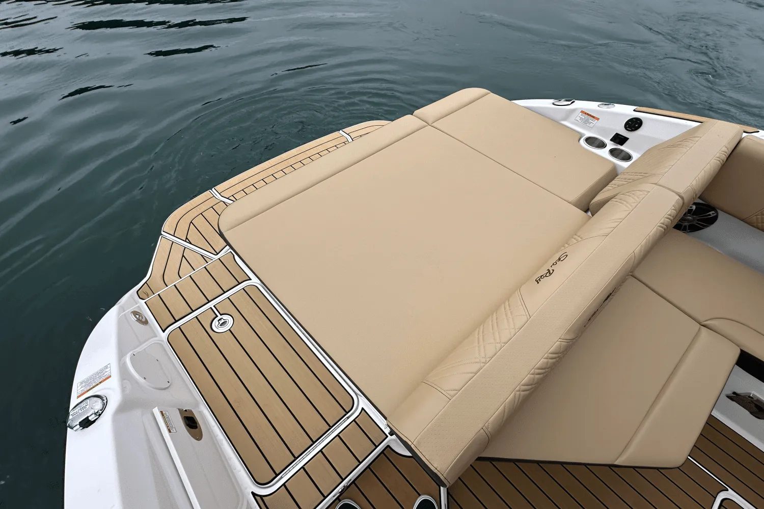 2025 Sea Ray 250 SDX Image Thumbnail #9
