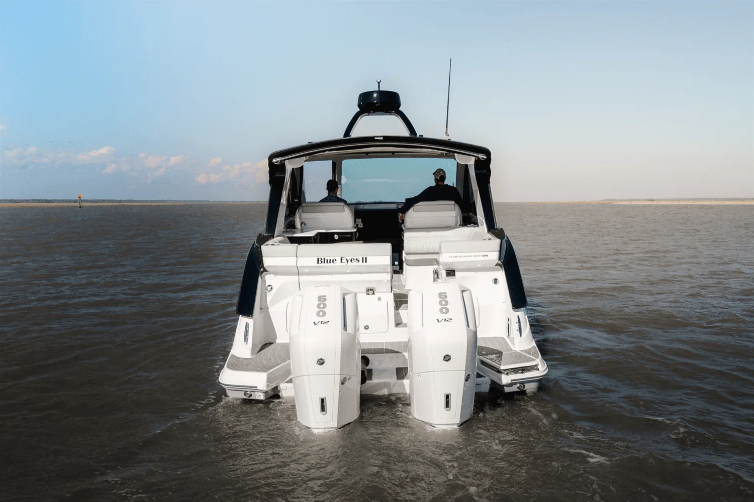 2023 Sea Ray 370 Sundancer Outboard Image Thumbnail #5