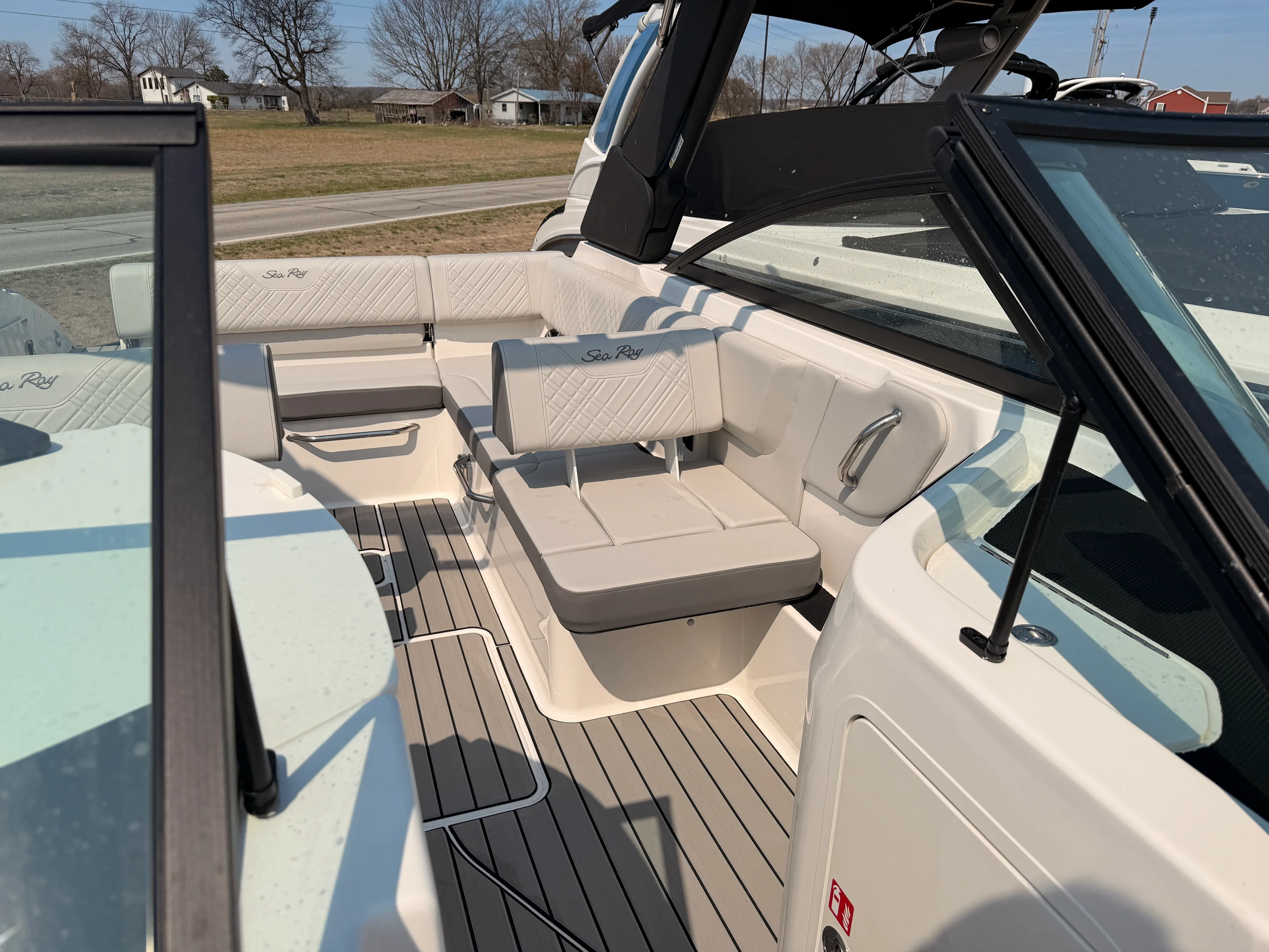 2025 Sea Ray SDX 250 Surf Image Thumbnail #13