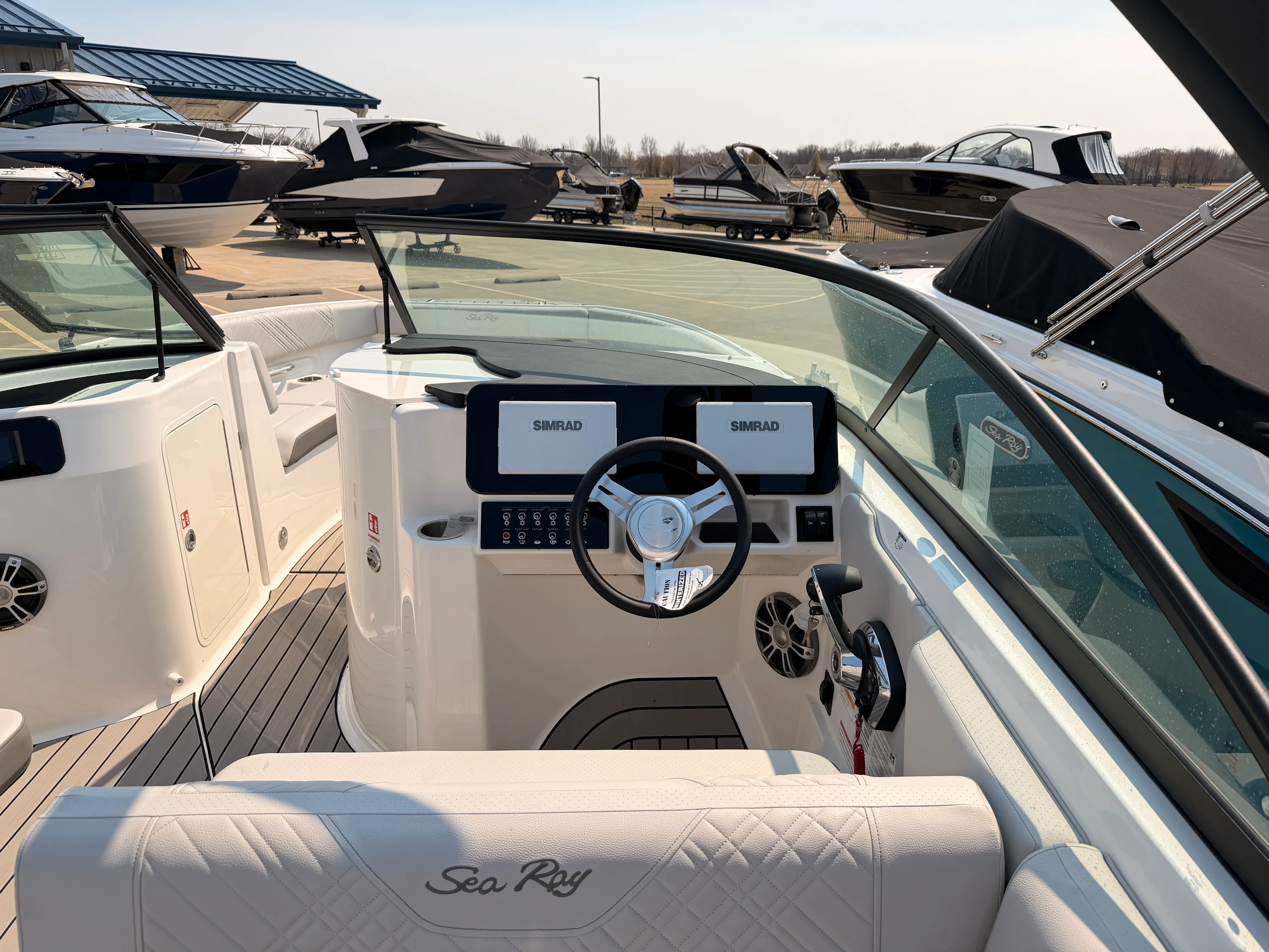 2025 Sea Ray SDX 250 Surf Image Thumbnail #16