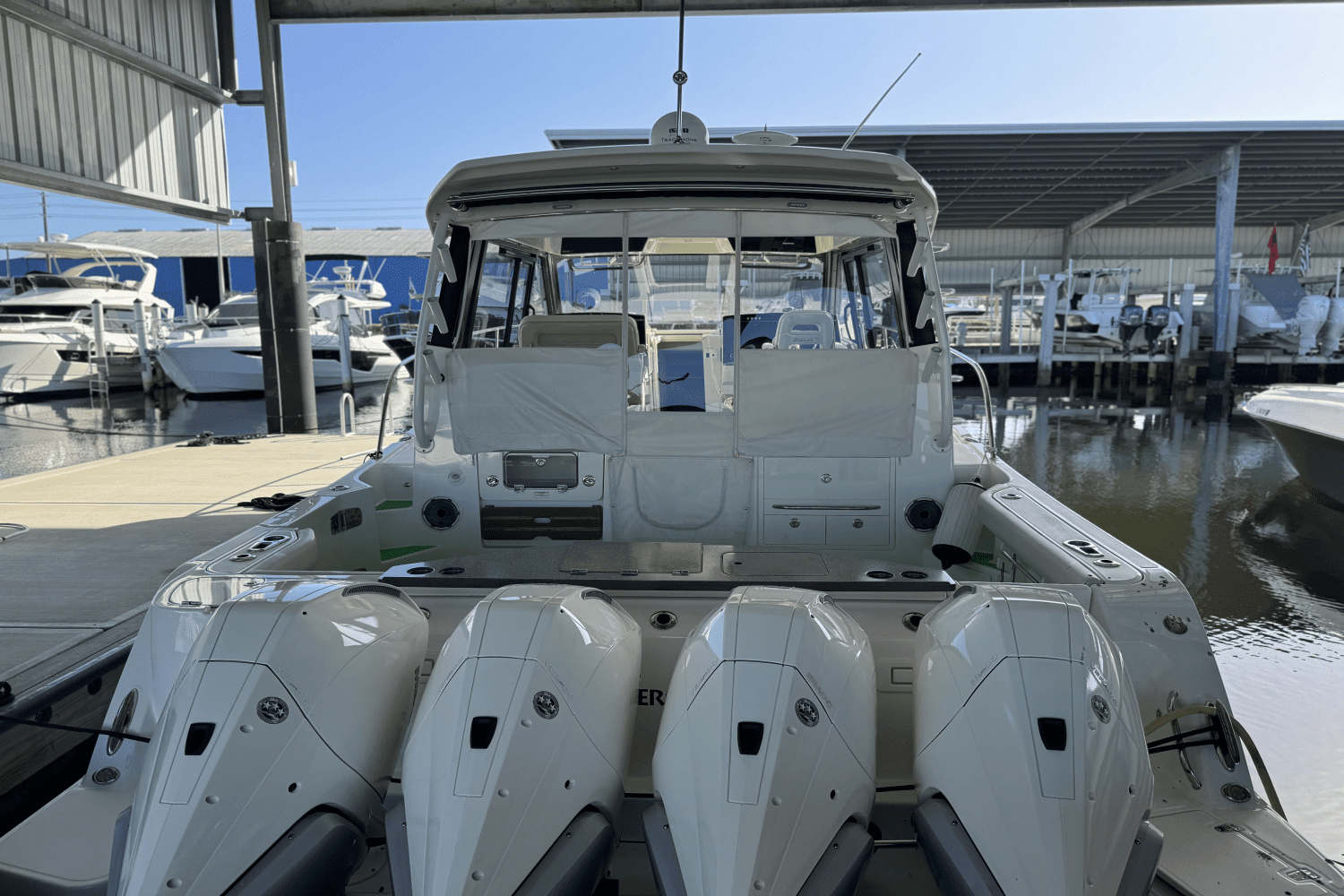 2021 Boston Whaler 405 CONQUEST Image Thumbnail #2