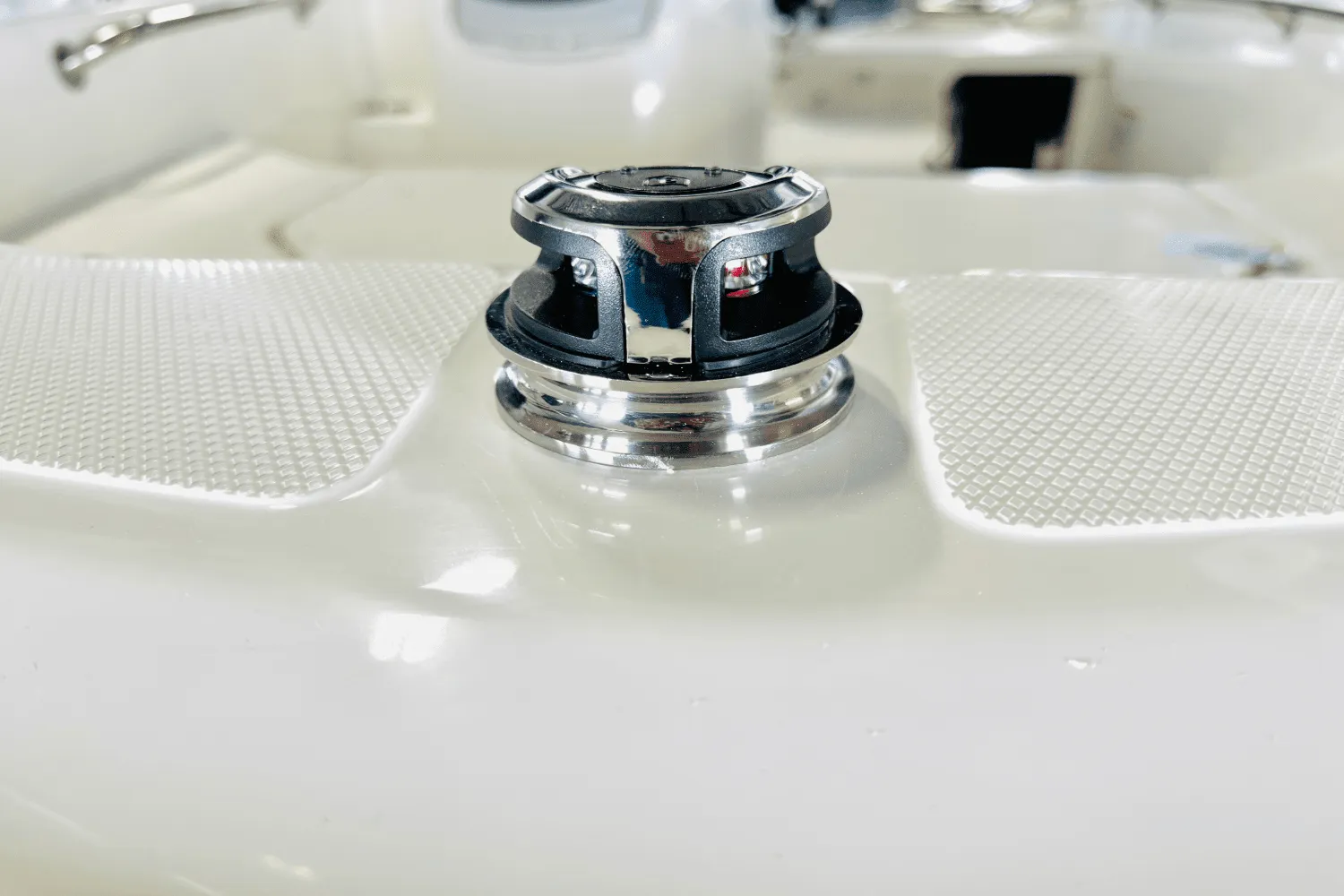 2025 Boston Whaler 130 Super Sport Image Thumbnail #21