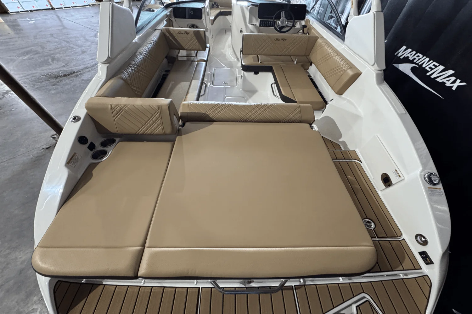 2025 Sea Ray SDX 270 Image Thumbnail #6