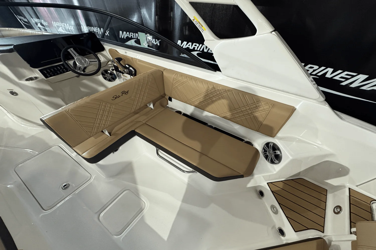 2025 Sea Ray SDX 270 Image Thumbnail #14