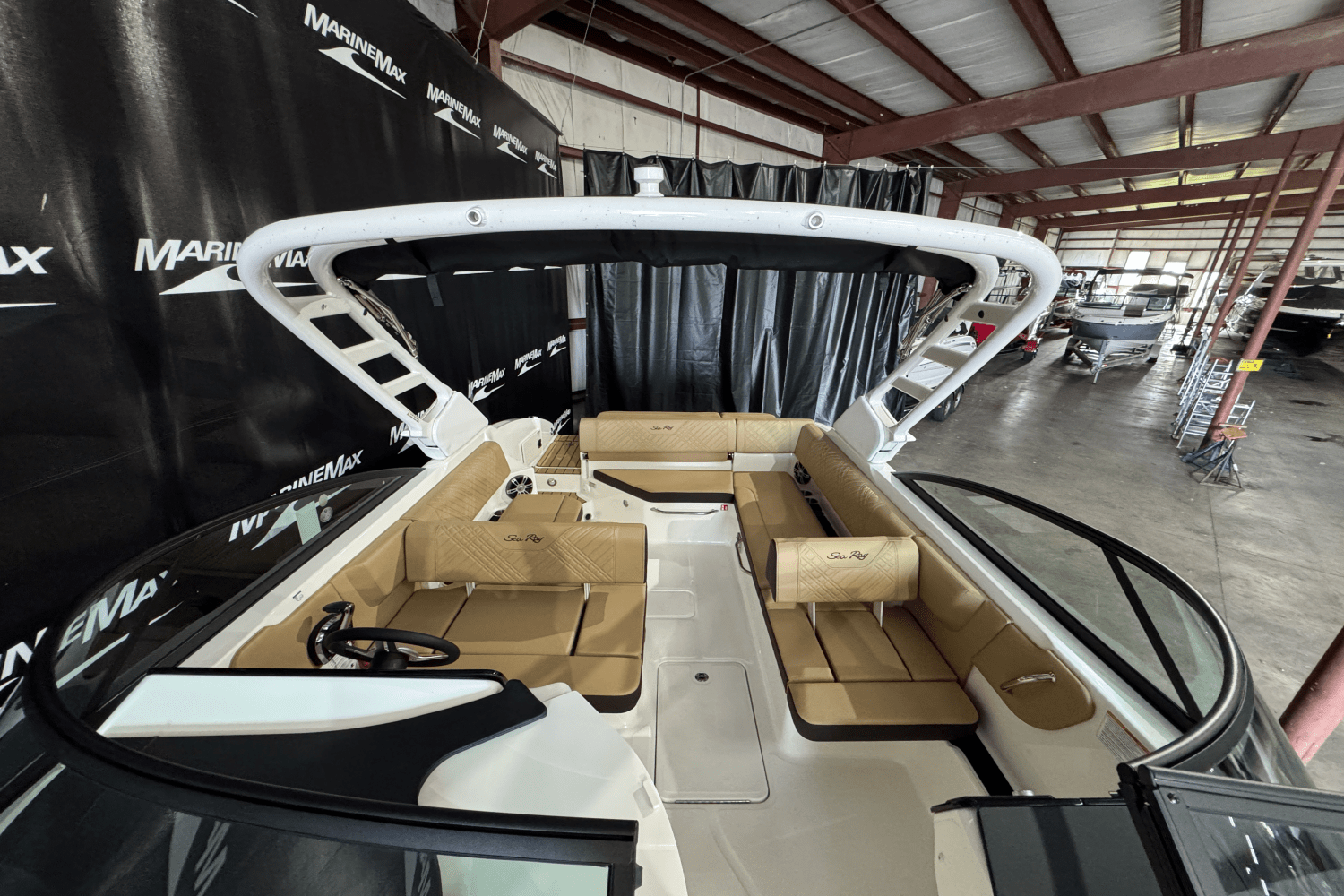 2025 Sea Ray SDX 270 Image Thumbnail #9