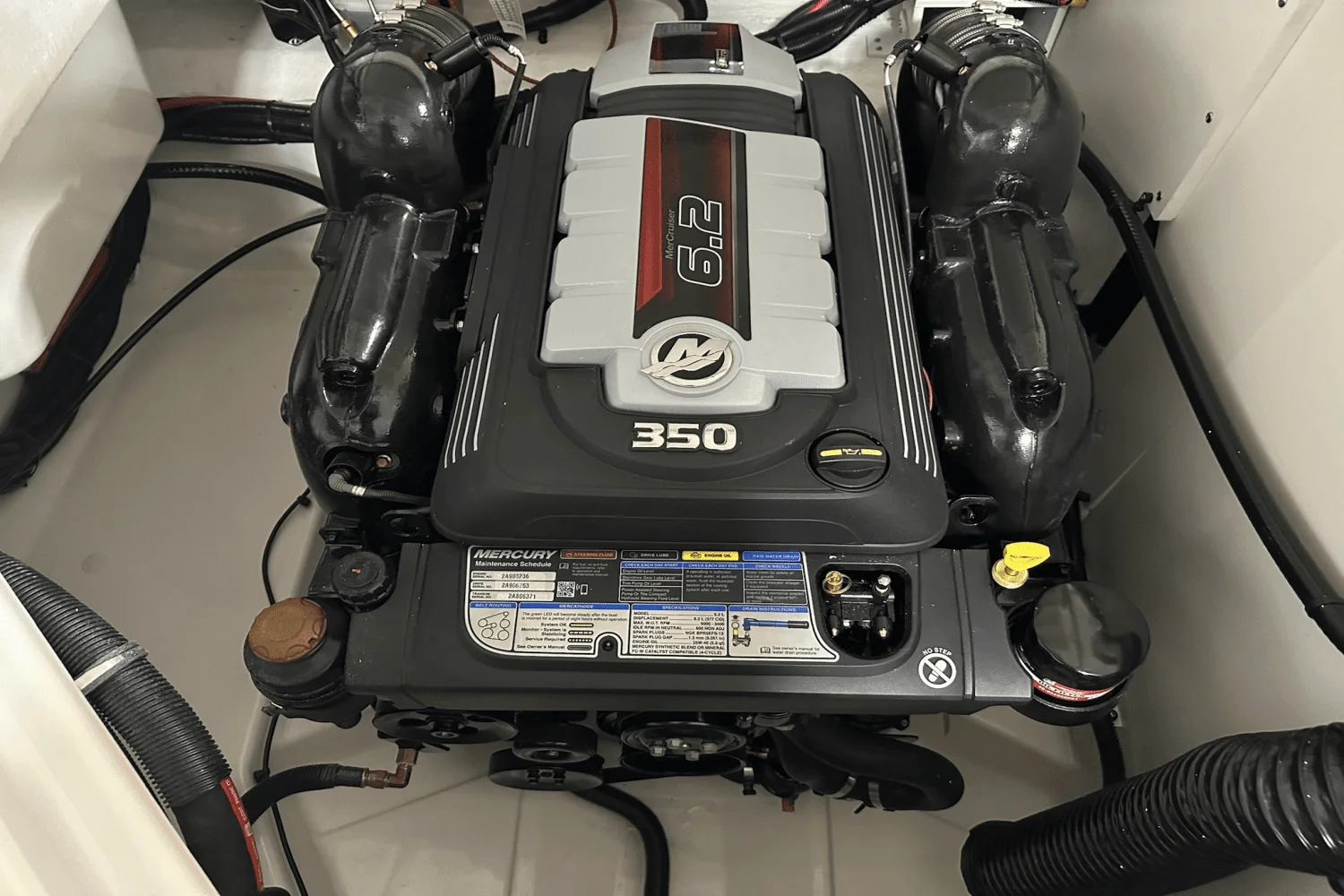 2025 Sea Ray SDX 270 Image Thumbnail #10