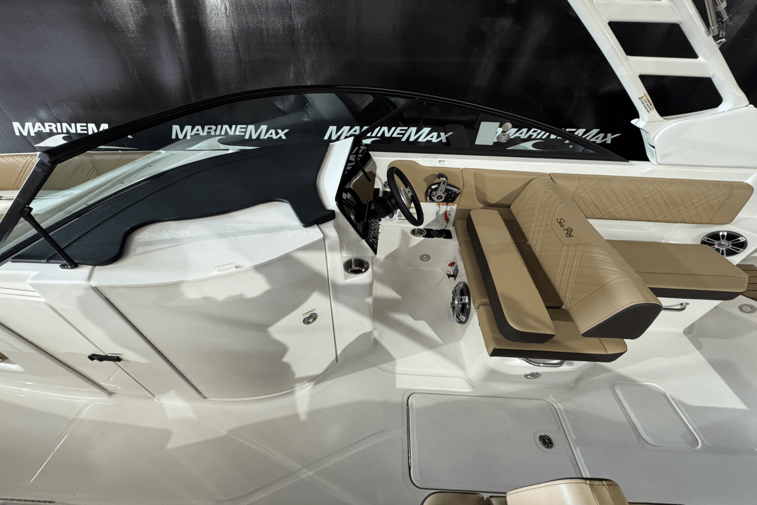 2025 Sea Ray SDX 270 Image Thumbnail #17