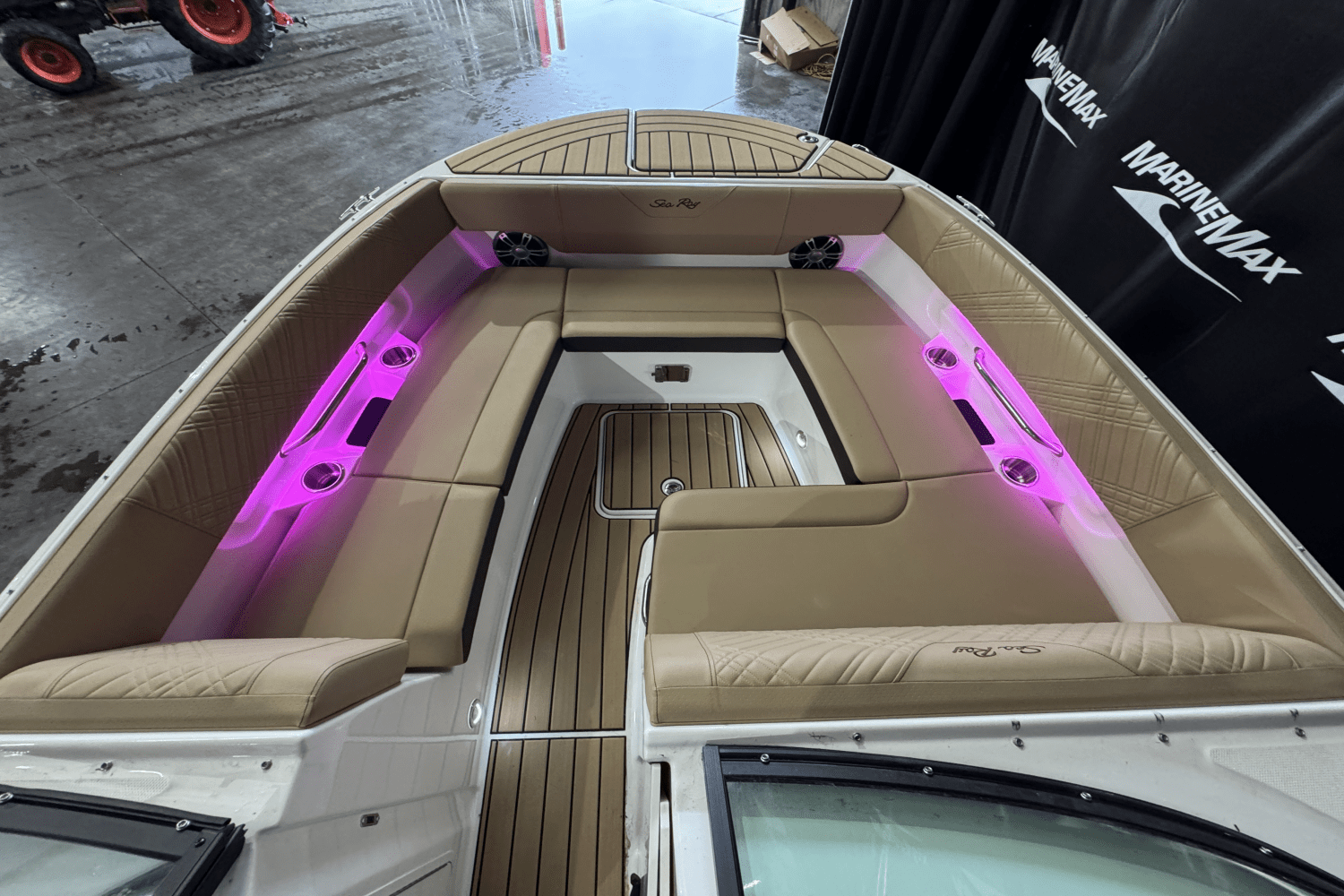 2025 Sea Ray SDX 270 Image Thumbnail #39