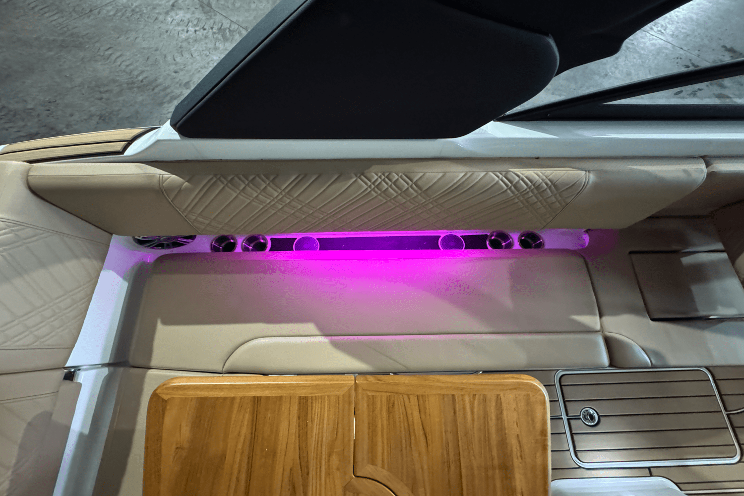 2025 Sea Ray SDX 270 Image Thumbnail #20