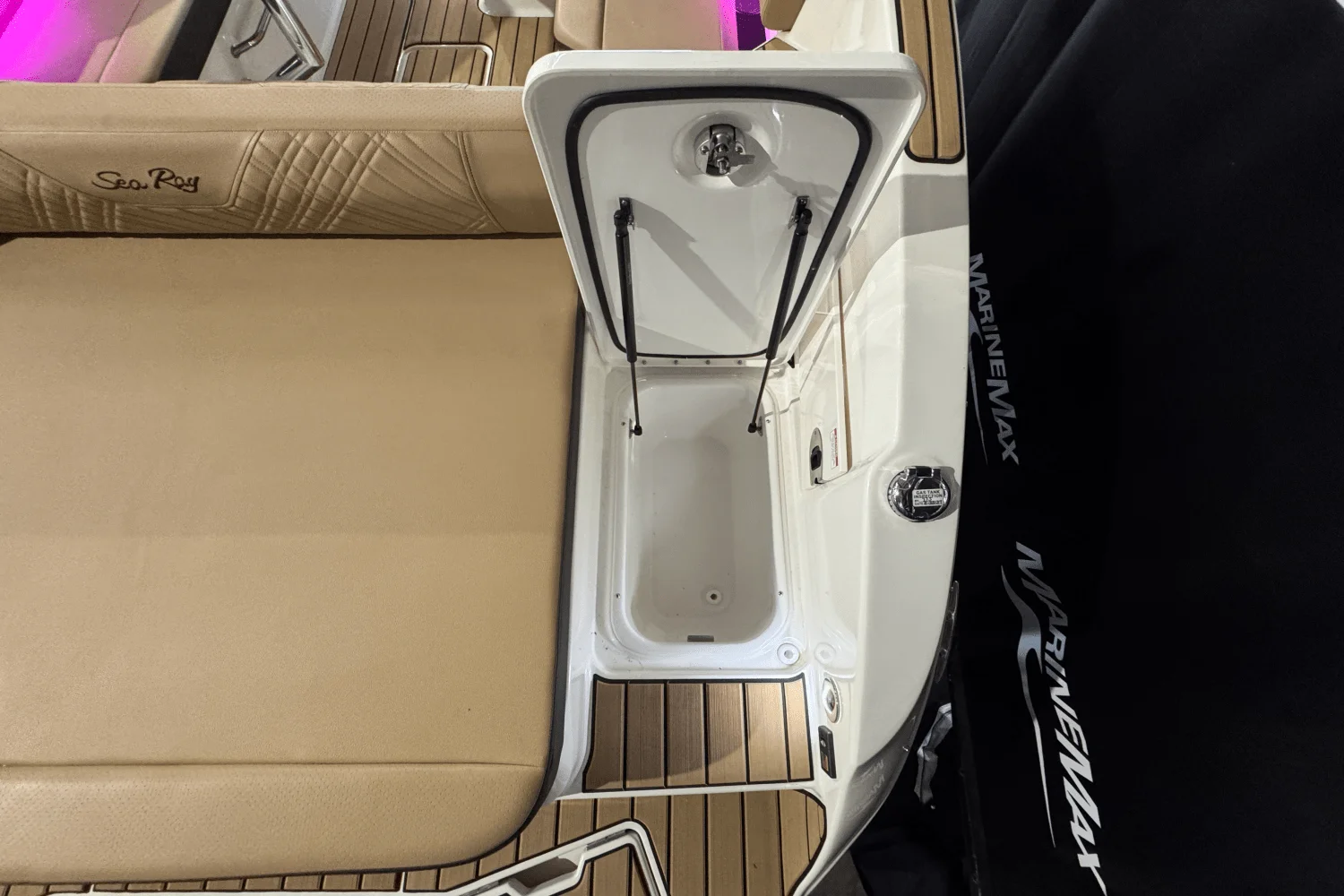 2025 Sea Ray SDX 270 Image Thumbnail #8