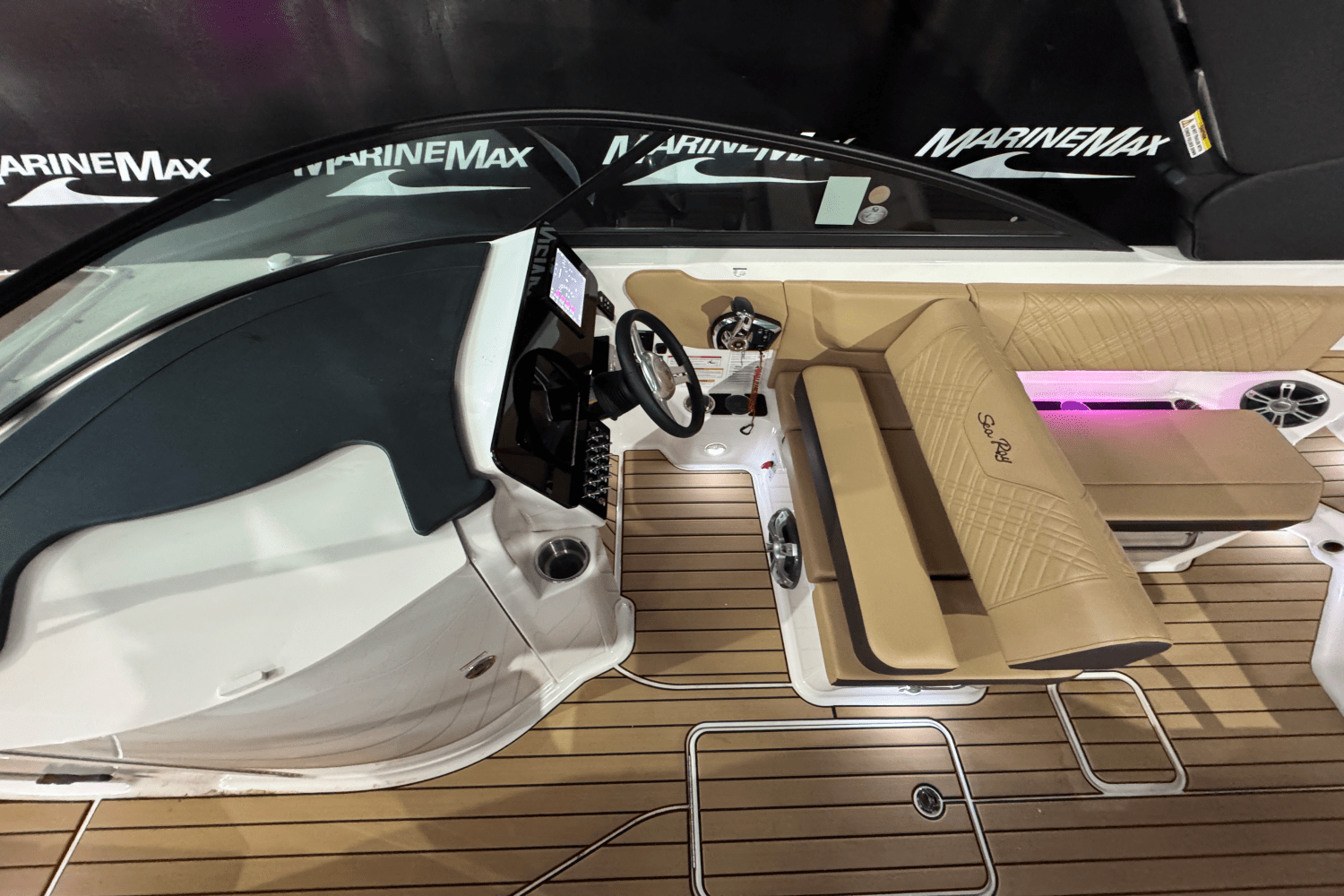 2025 Sea Ray SDX 270 Image Thumbnail #27