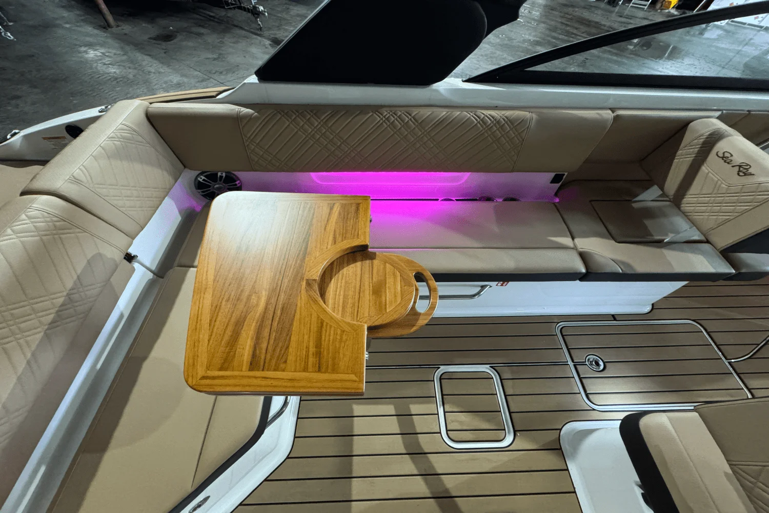 2025 Sea Ray SDX 270 Image Thumbnail #19