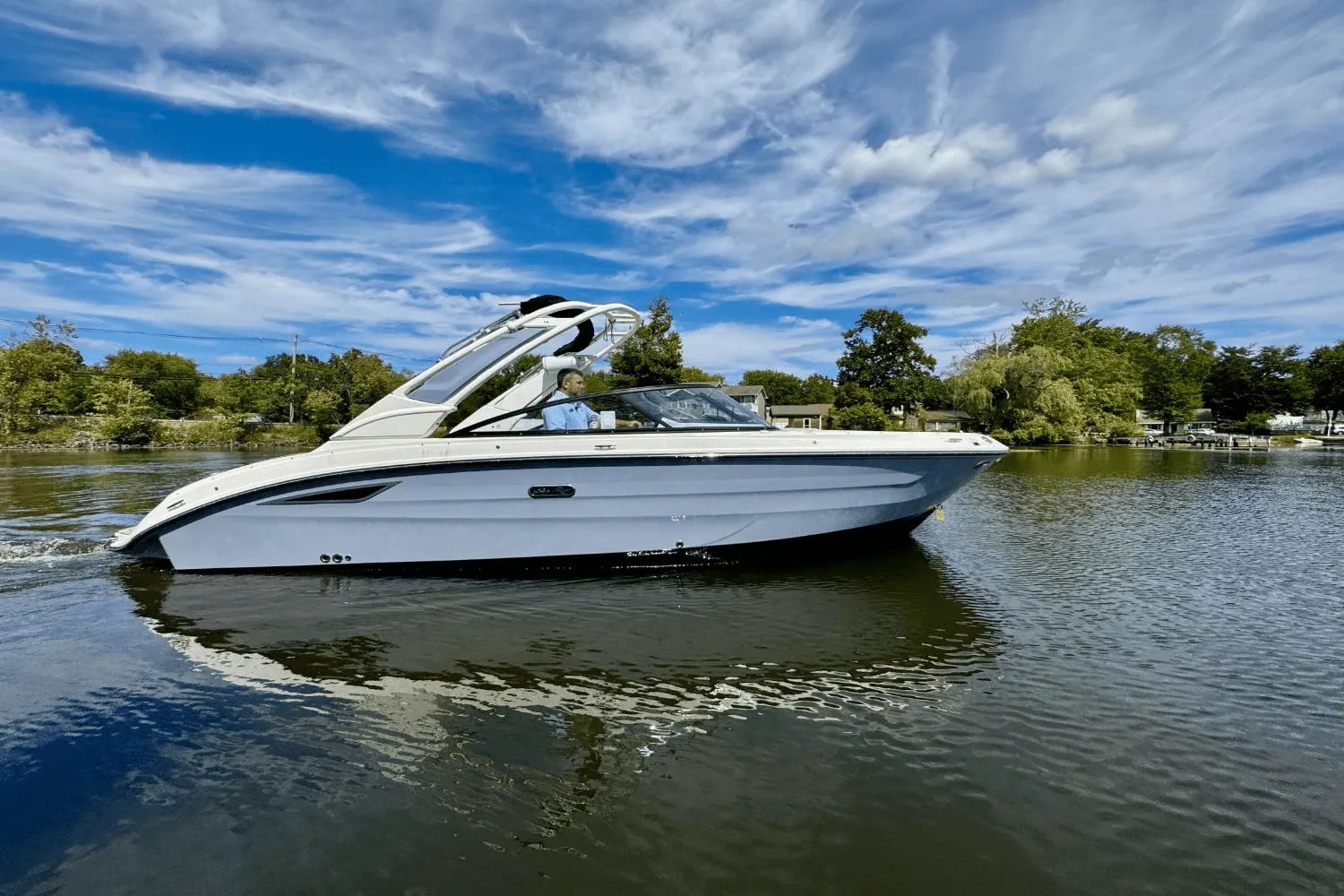 2025 Sea Ray 250 SDX Image Thumbnail #2