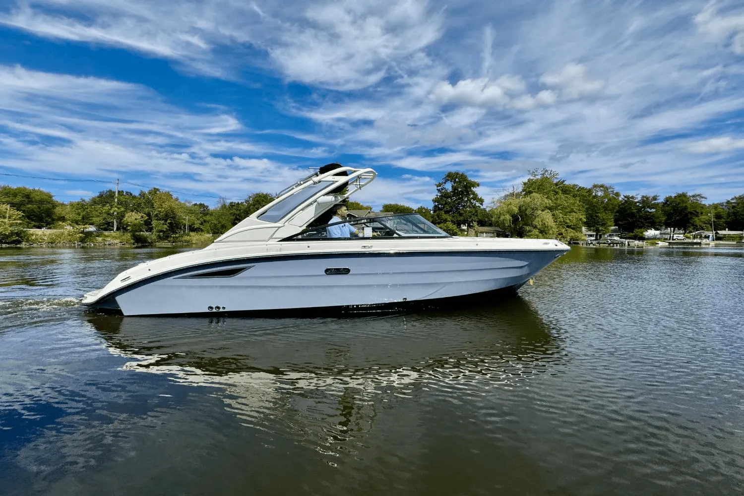 2025 Sea Ray 250 SDX Image Thumbnail #1