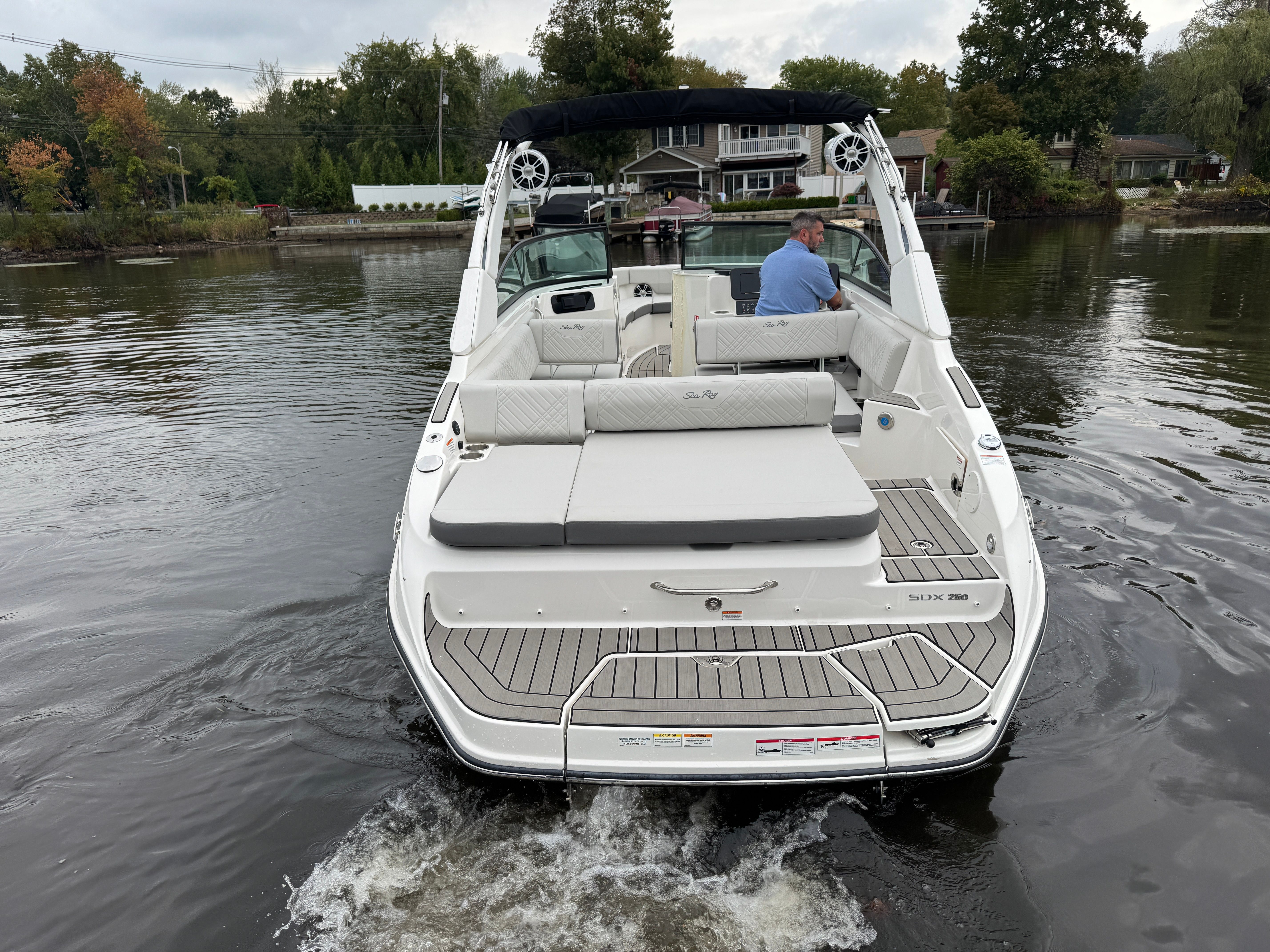 2025 Sea Ray 250 SDX Image Thumbnail #6