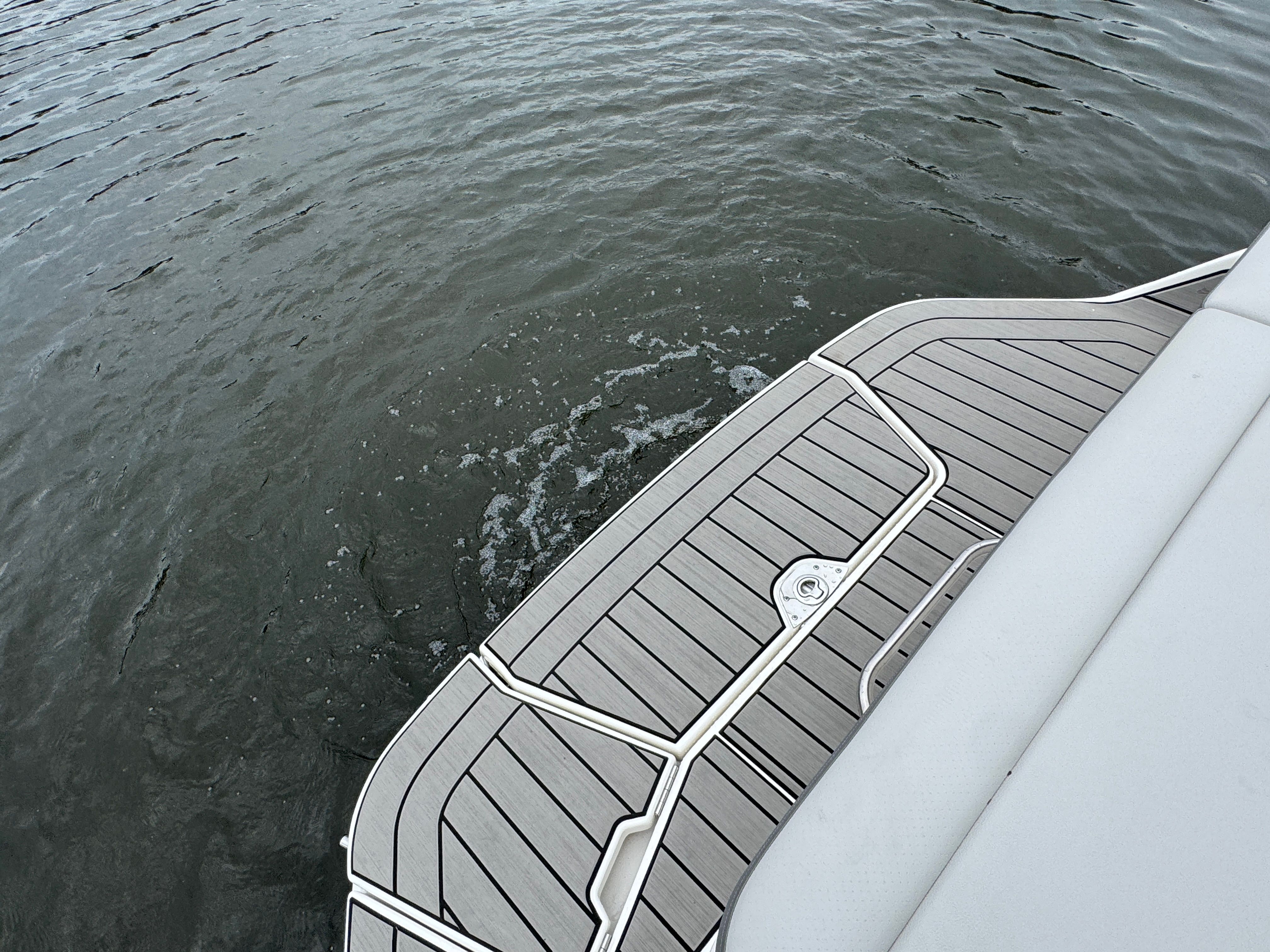 2025 Sea Ray 250 SDX Image Thumbnail #7