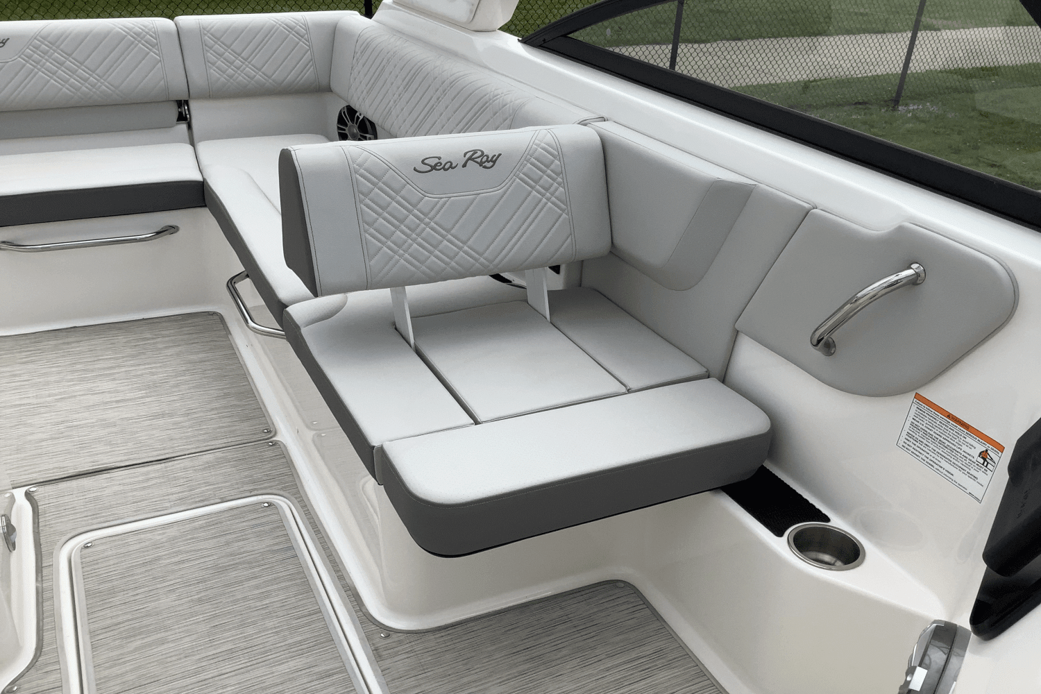 2025 Sea Ray 250 SDX Image Thumbnail #18